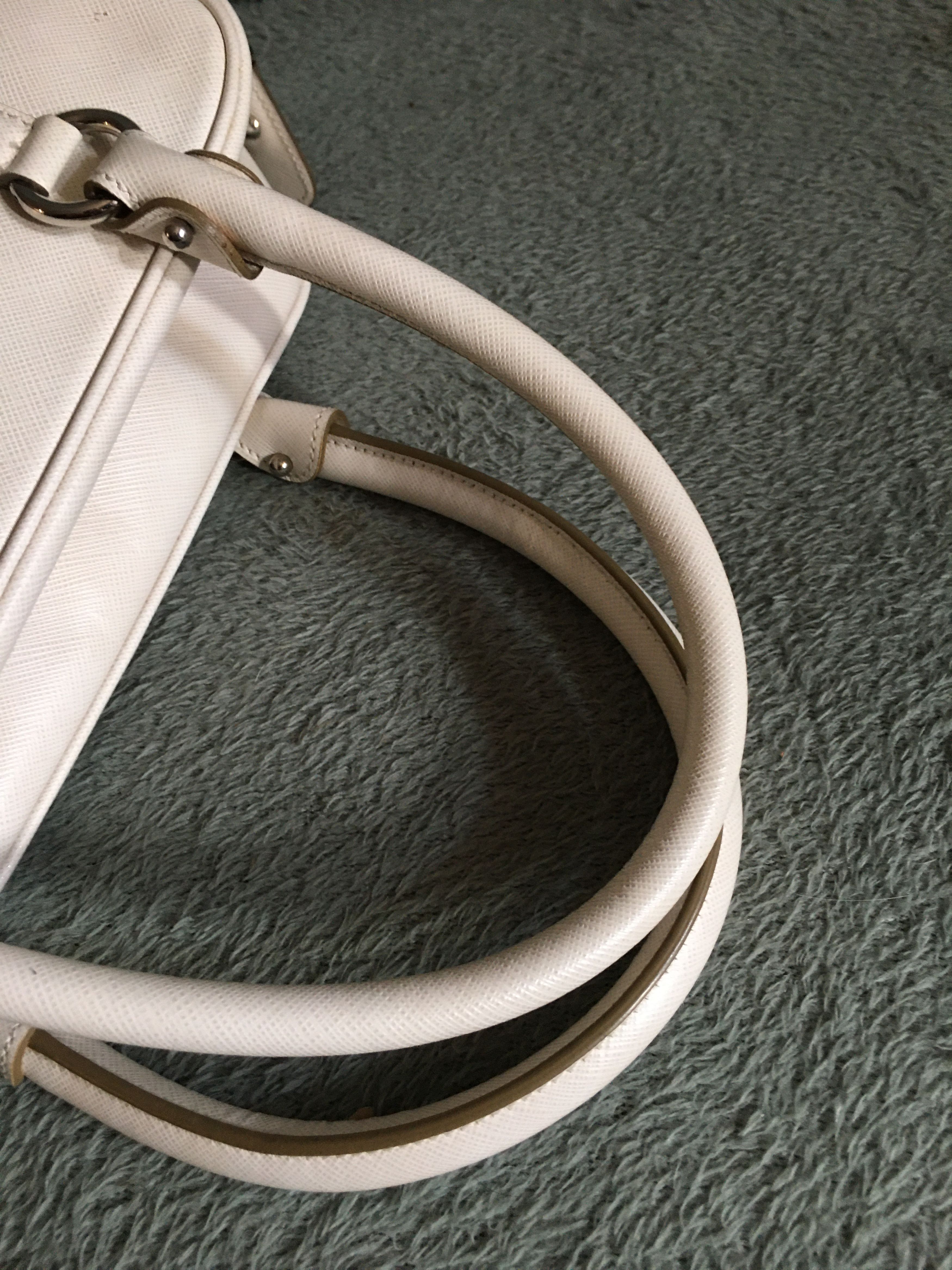 Salvatore Ferragamo Salvatore Ferragamo Cream Saffiano Leather Satchel Bag Size ONE SIZE - 7 Thumbnail