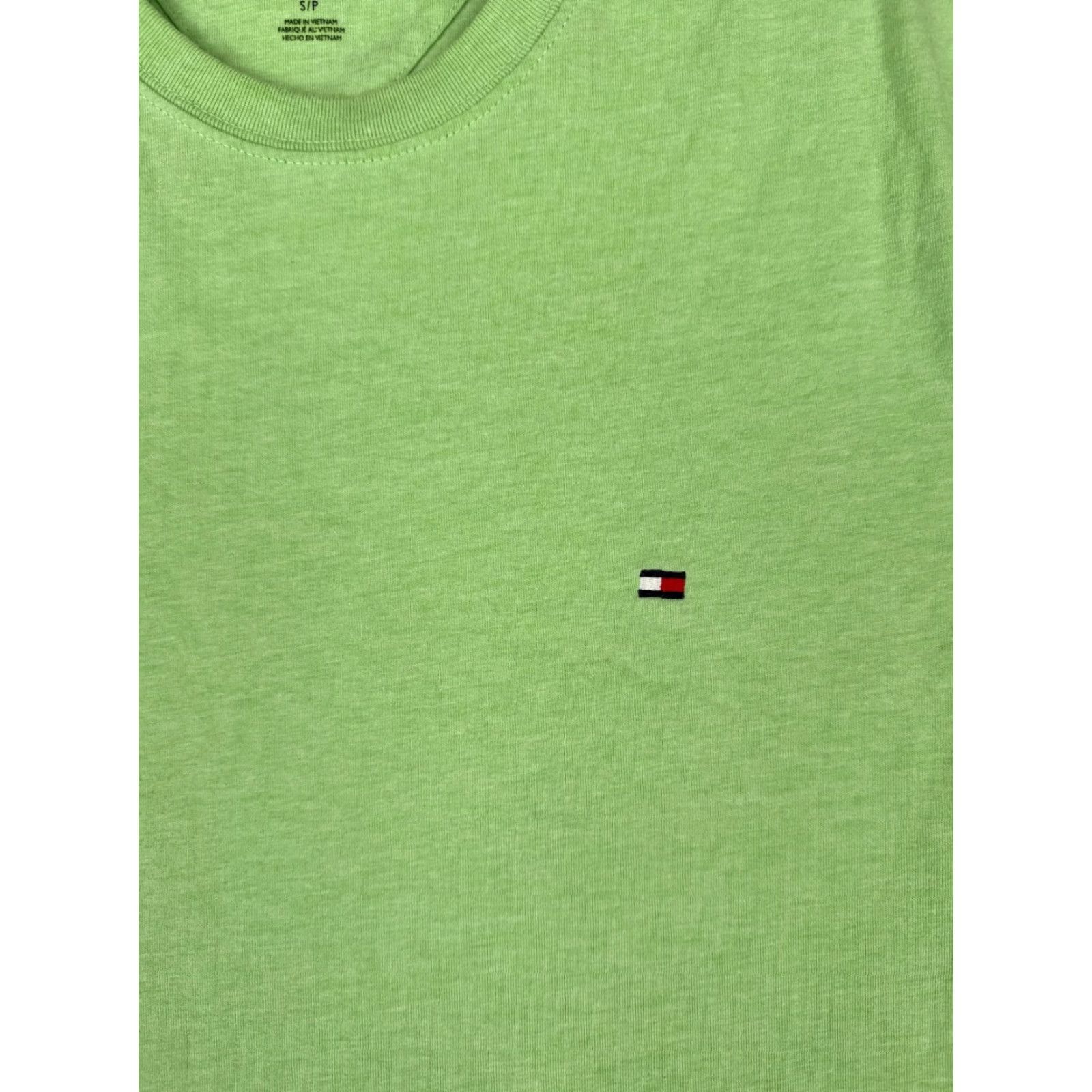 Tommy Hilfiger Tommy Hilfiger Shirt Men Small Petite Green Crew Neck Cotton Blend Short Sleeve Shirt Size US S / EU 44-46 / 1 - 6 Thumbnail