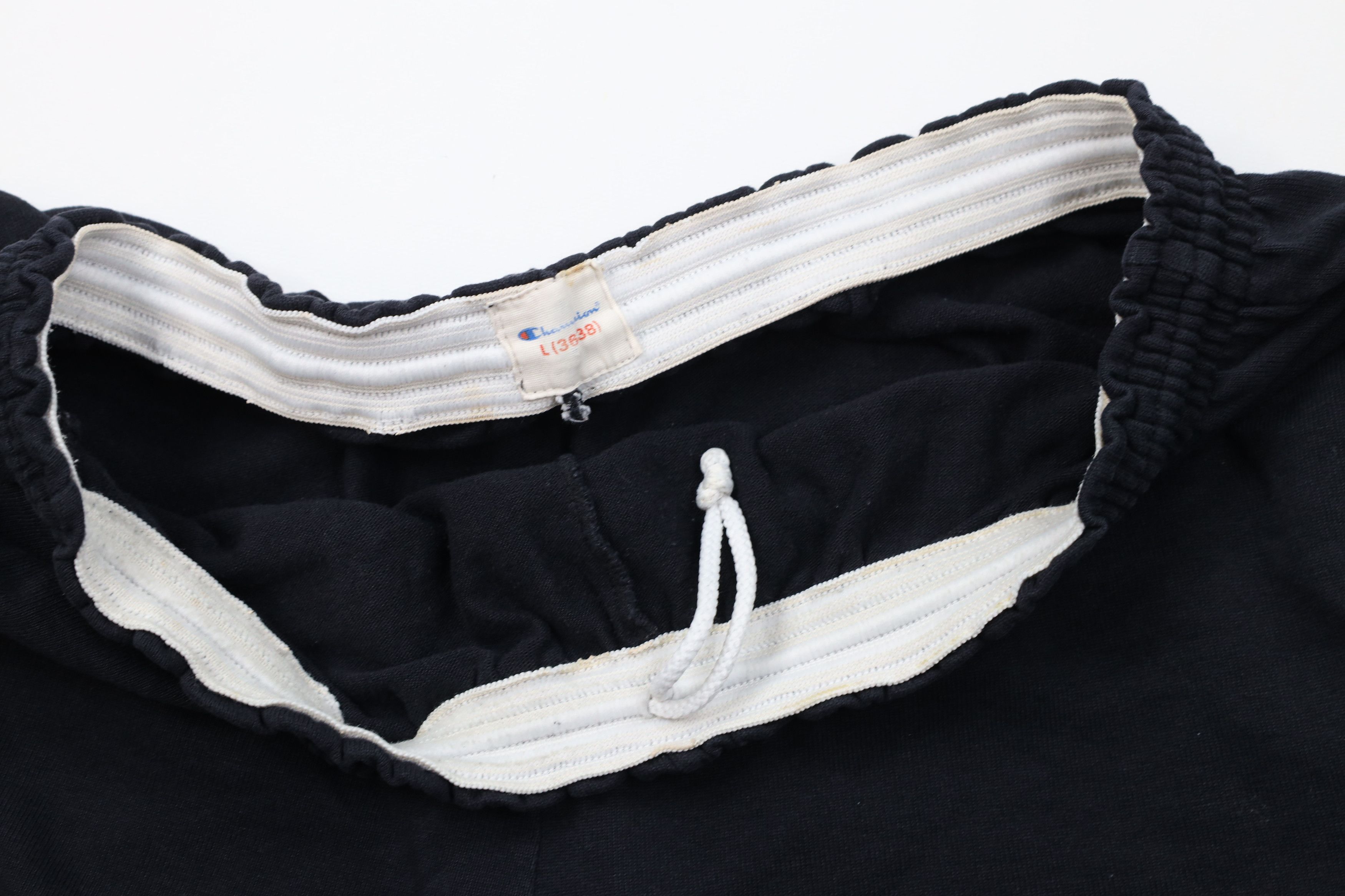 Champion Vintage 90s Champion Heavyweight Above Knee Shorts Black Size US 34 / EU 50 - 7 Thumbnail