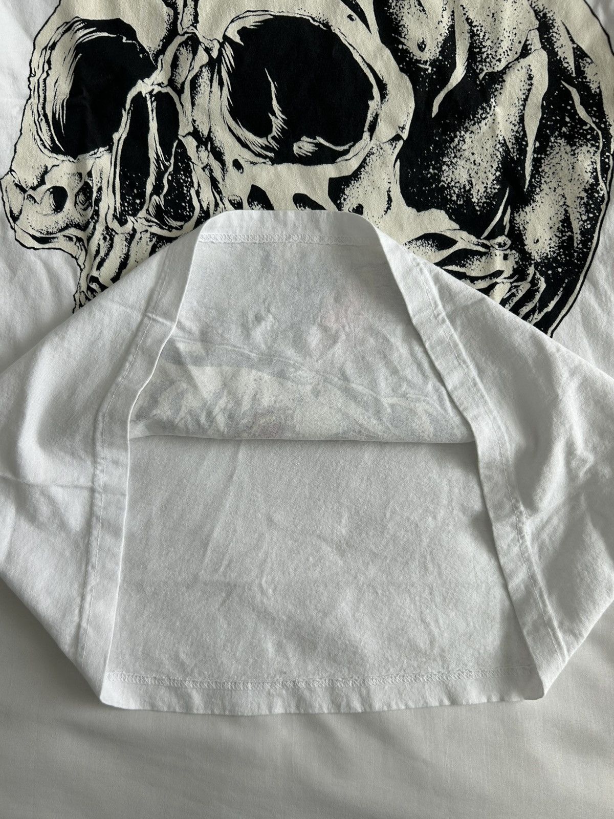 UNFINISHED LEGACY Unfinished Legacy Escape Tee Skull Butterfly White USA Size US L / EU 52-54 / 3 - 5 Thumbnail
