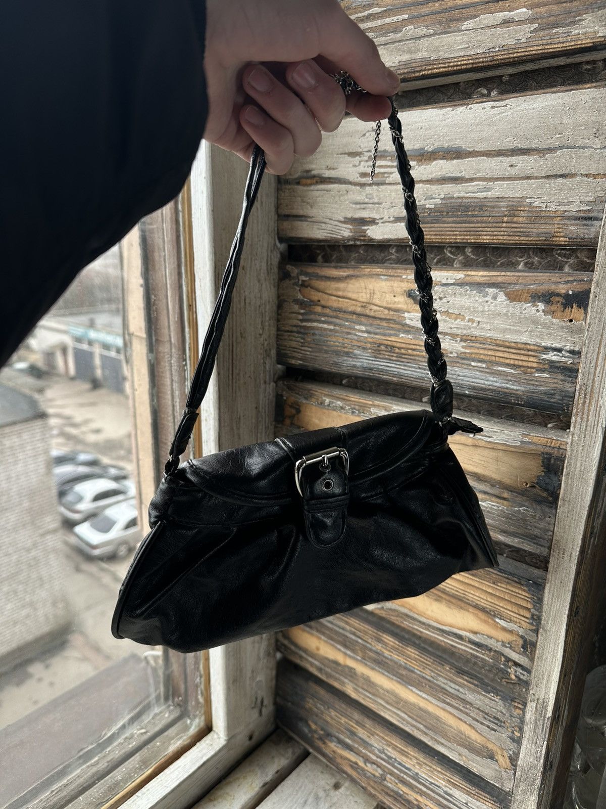Japanese Brand 🚨Y2K AVANT-GARDE 🚨mesh silver Japan style hand bag Y2K 90s Size ONE SIZE - 2 Thumbnail