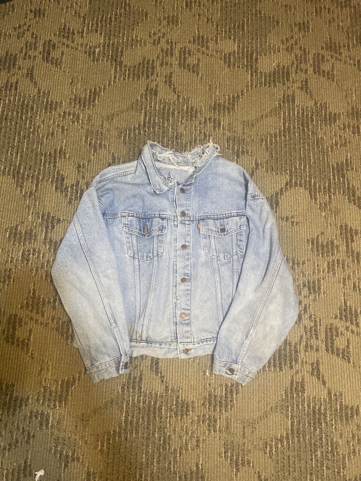 Levi's 90s thrashed levis denim jacket Size US XL / EU 56 / 4 - 1 Thumbnail