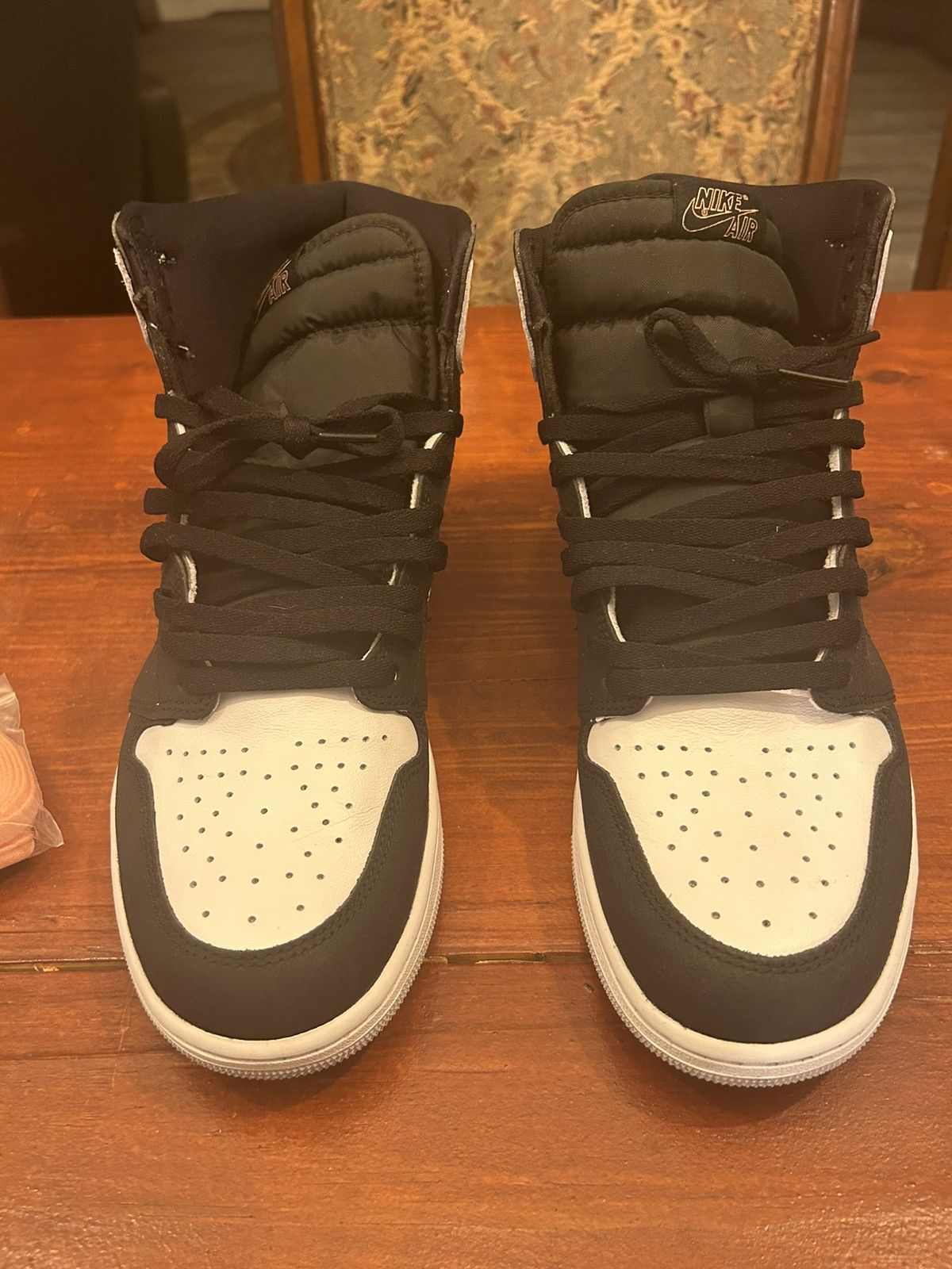 Jordan Brand × Nike Air Jordan 1 Retro High OG Stage Haze Size US 12 / EU 45 - 3 Thumbnail