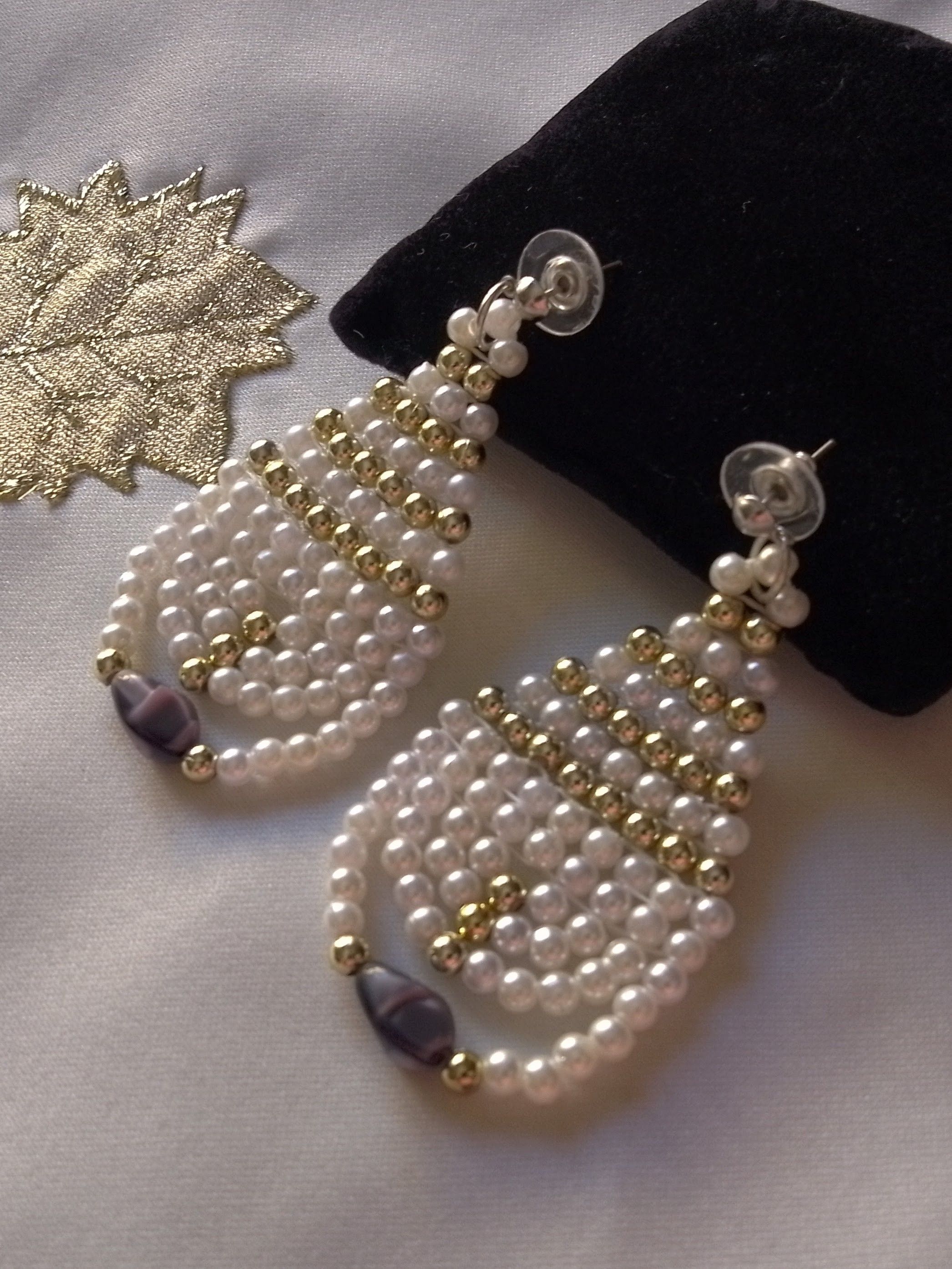 Handmade Earrings Pearls White/Gold Teardrop Tumbled Amethyst Stones Size ONE SIZE - 7 Thumbnail
