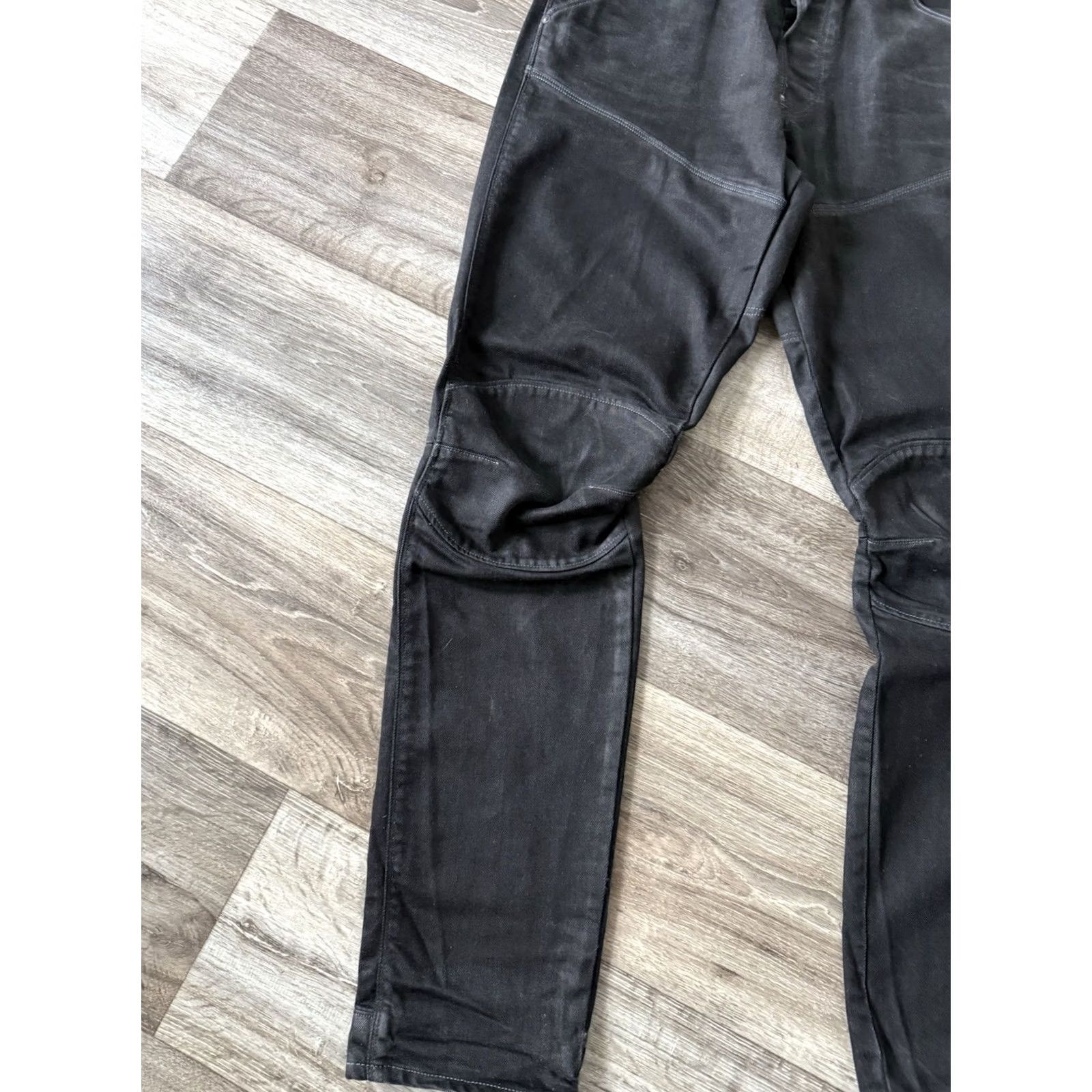 G-Star G-Star Raw Jeans Men’s 3D Print Tapered-Fit Painted Pants Logo 5620 32x34 Black Denim Slim Regular Inseam 32 in Boys/Mens Size US 34 / EU 50 - 6 Thumbnail