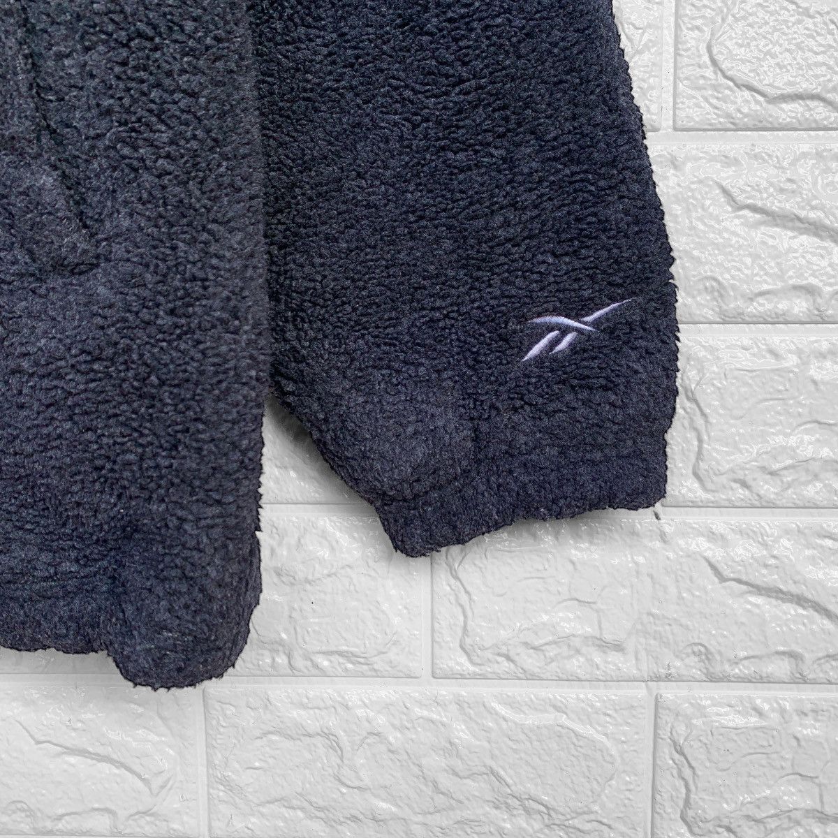 Reebok × Vintage Vintage Reebok Fleece Jacket Embroidered Logo Size US L / EU 52-54 / 3 - 11 Thumbnail