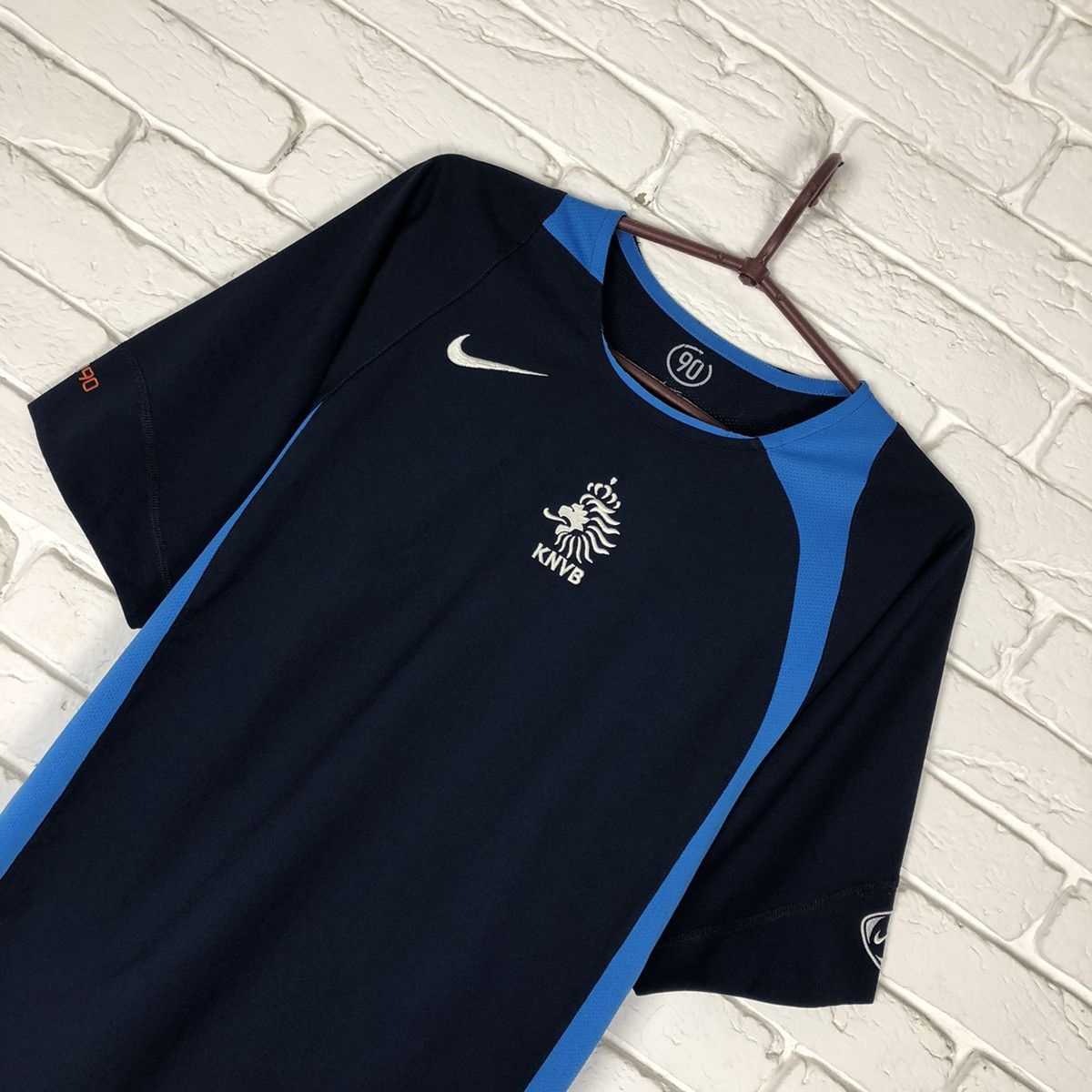 Nike Nike Netherlands national team 2004 training jersey Size US S / EU 44-46 / 1 - 2 Thumbnail