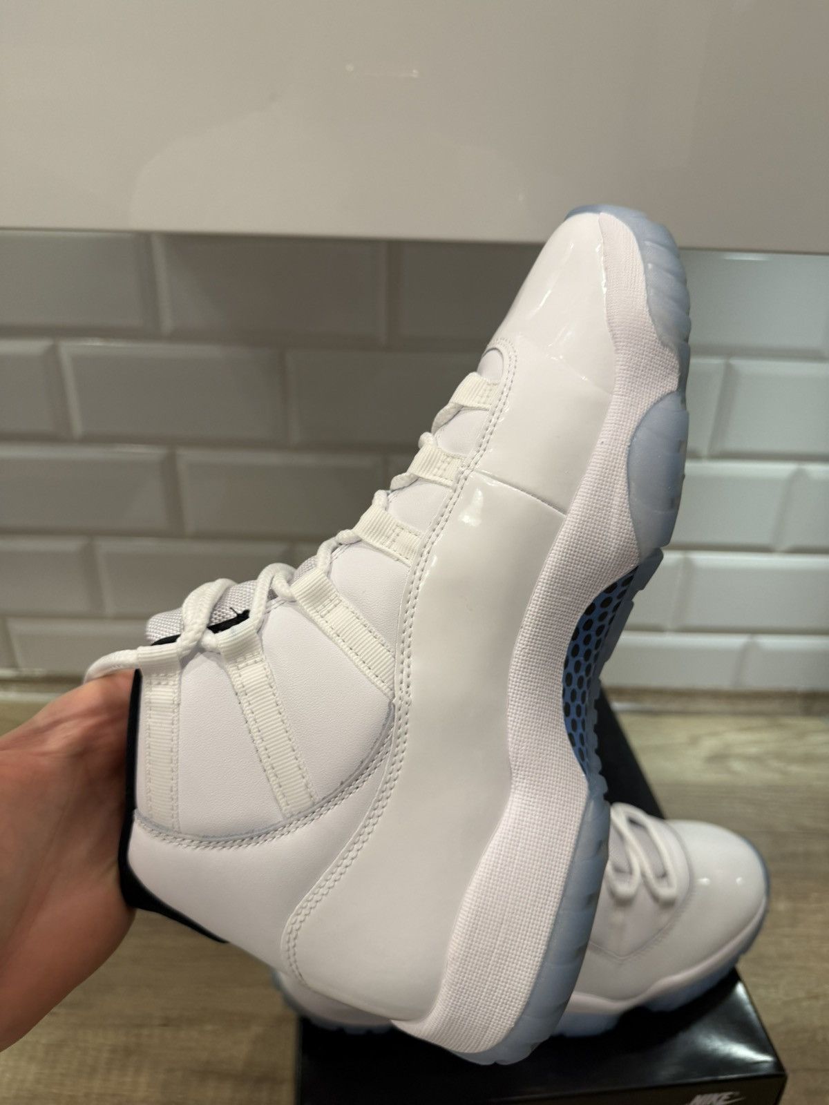 Jordan Brand Jordan 11 Legend Blue Size US 10.5 / EU 43-44 - 7 Thumbnail