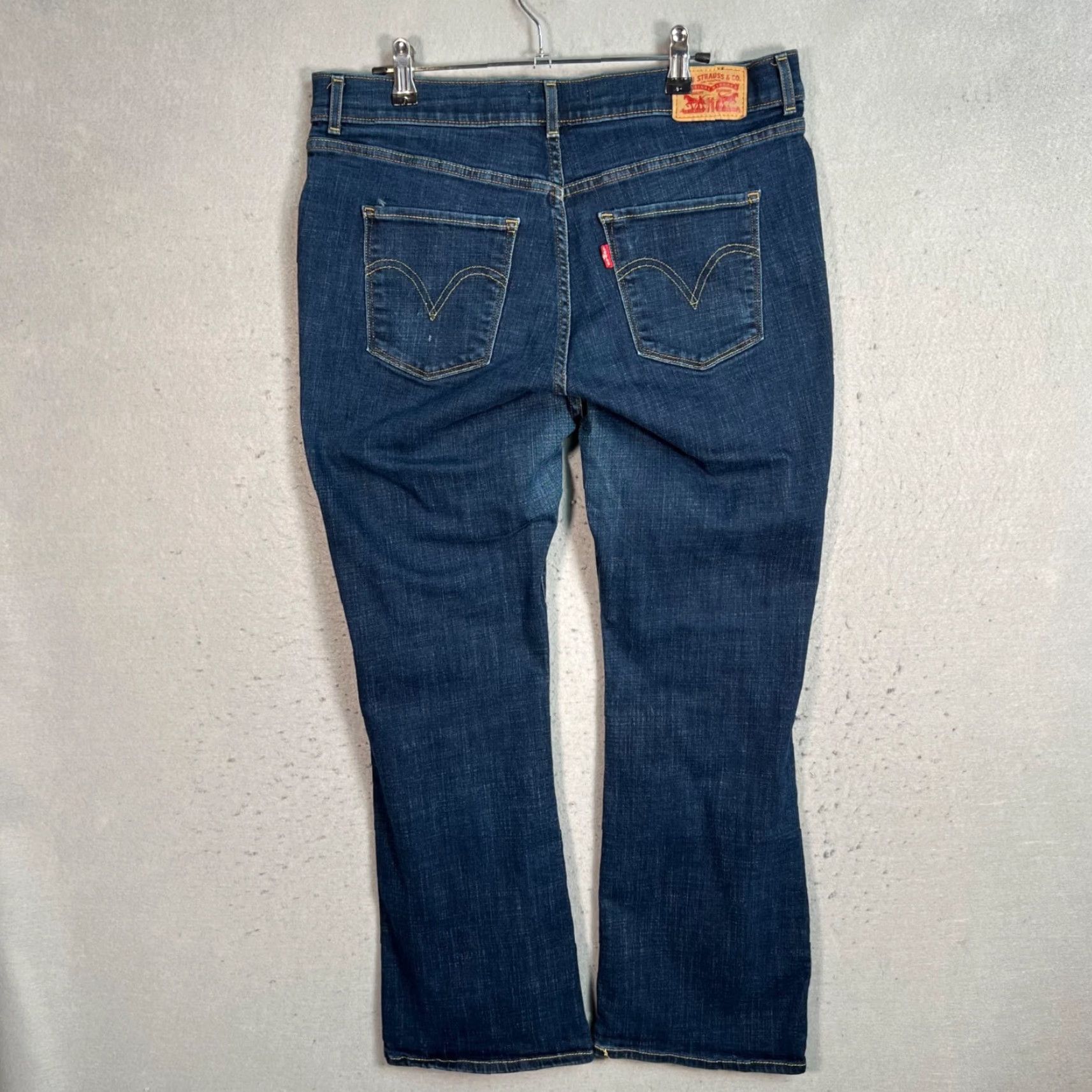 Levi's VINTAGE Levi's Jeans Bootcut Womens Size 31 x 28 Dark Wash Denim Classic Fit Adult Womens Jeans Size 24" / US 00 / IT 34 - 2 Thumbnail
