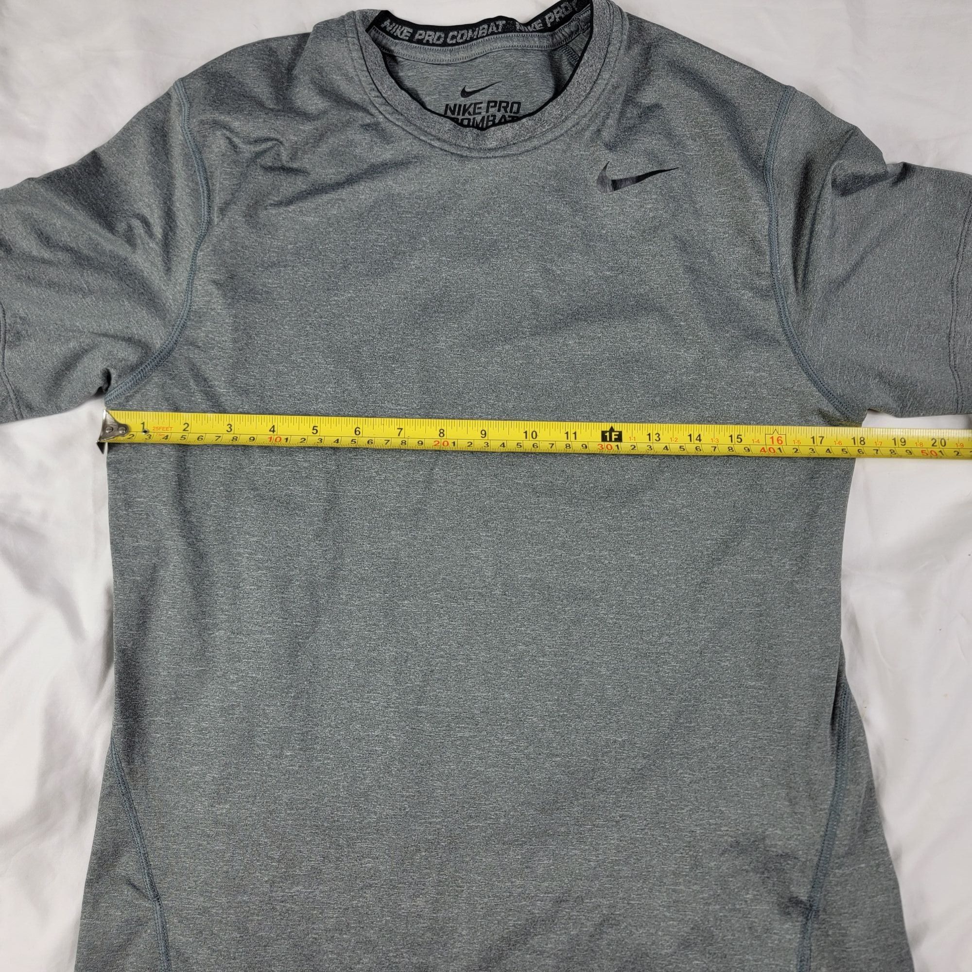 Nike Nike Pro Combat Dri Fit Mens Medium Fitted T Shirt Gray Shor Size US M / EU 48-50 / 2 - 8 Thumbnail