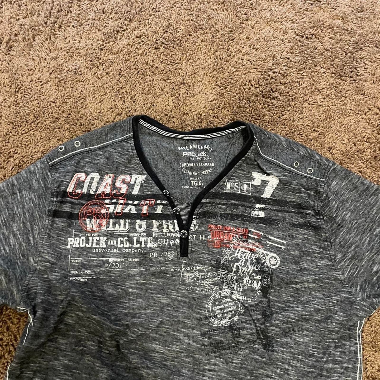 Affliction Y2k style vneck and button Size US XL / EU 56 / 4 - 2 Thumbnail