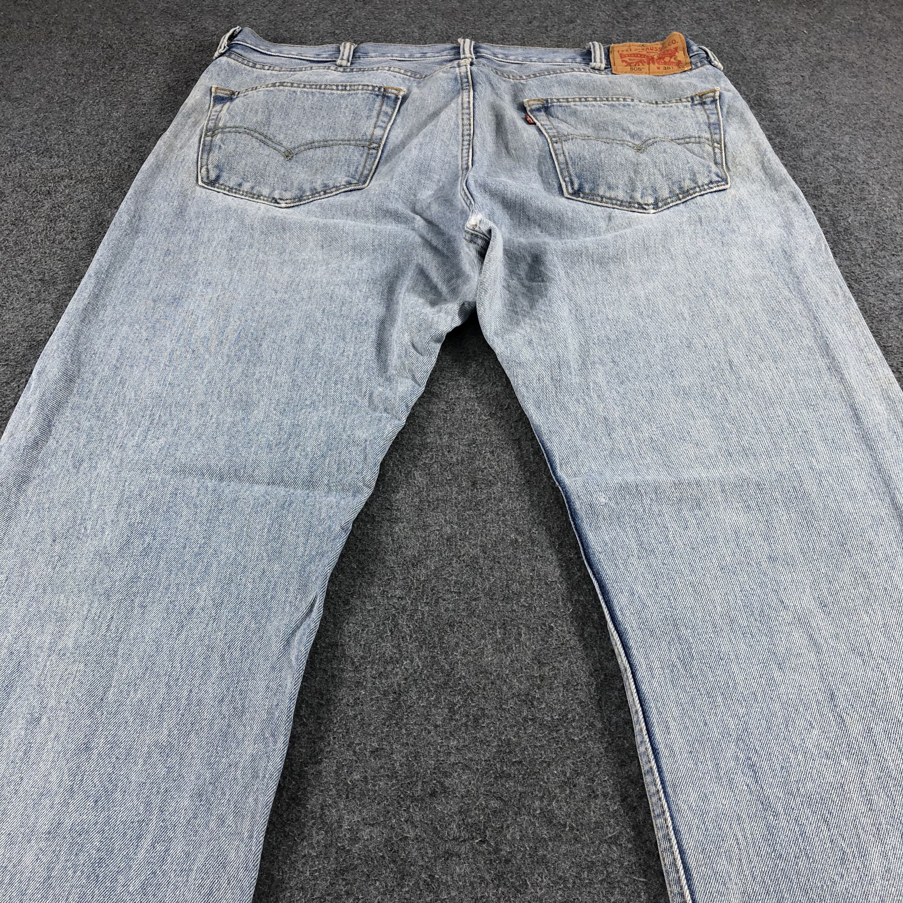 Levi's Vintage Light Wash Levis 505 Jeans-J1199 Size US 39 - 4 Thumbnail
