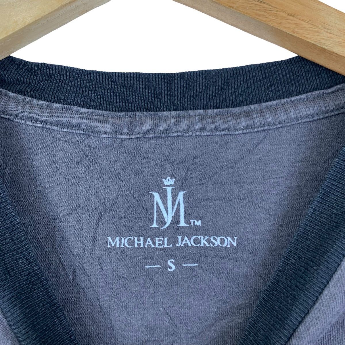 Michael Jackson Michael Jackson King of Pop Tee Vintage Black Ringer Shirt Size US S / EU 44-46 / 1 - 3 Thumbnail