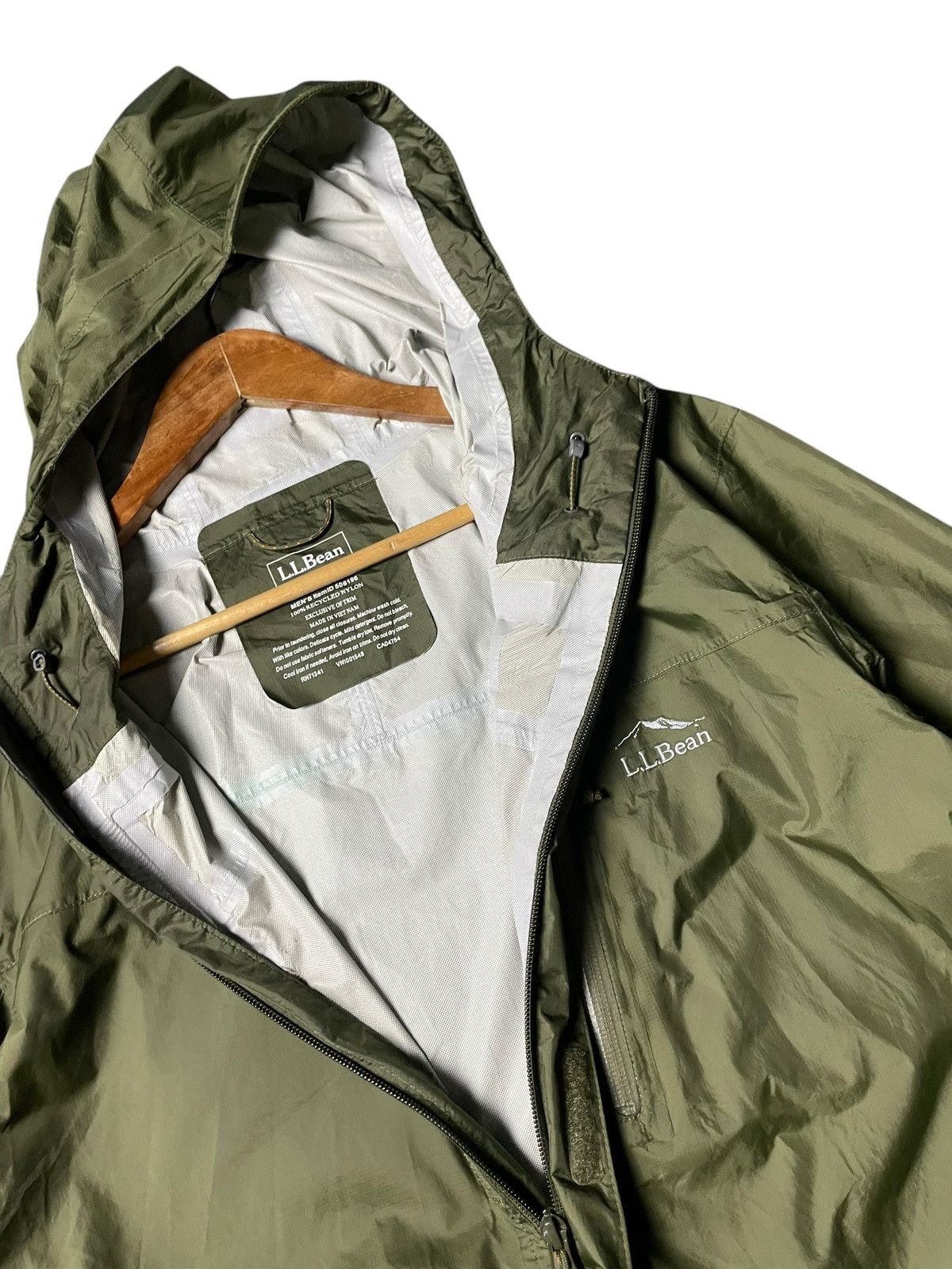Japanese Brand × L.L. Bean × Vintage Vintage L.L Bean Light Hooded Windbreaker (96) Size US XL / EU 56 / 4 - 7 Thumbnail