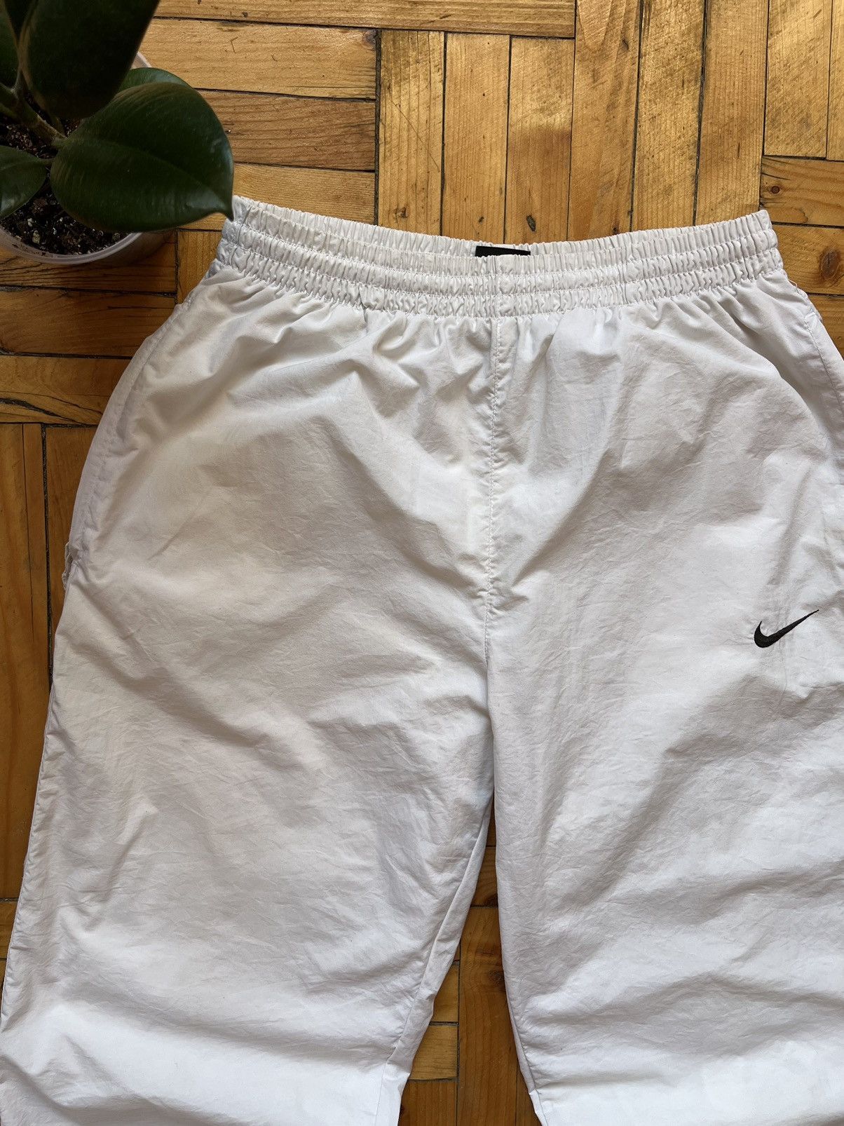 Nike × Vintage Nike Vintage 90's White Nylon Track Nylon Pants Size US 32 / EU 48 - 2 Thumbnail