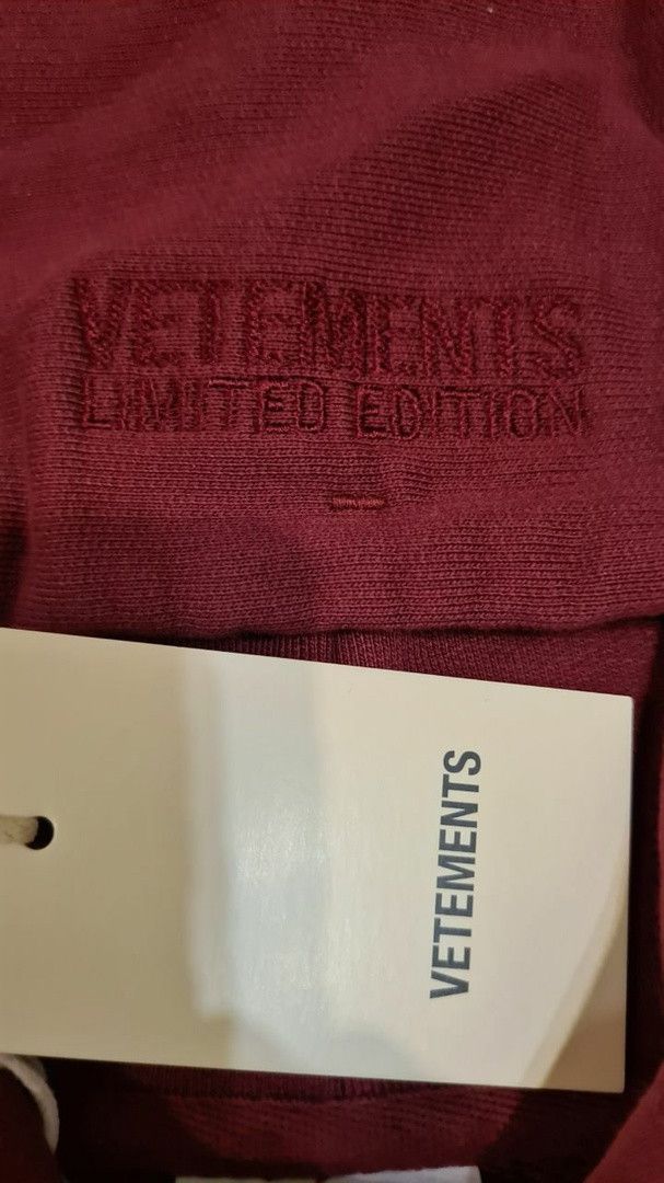 Vetements Vetements Anarchy Burgundy Oversize Hoodie Size US M / EU 48-50 / 2 - 6 Thumbnail