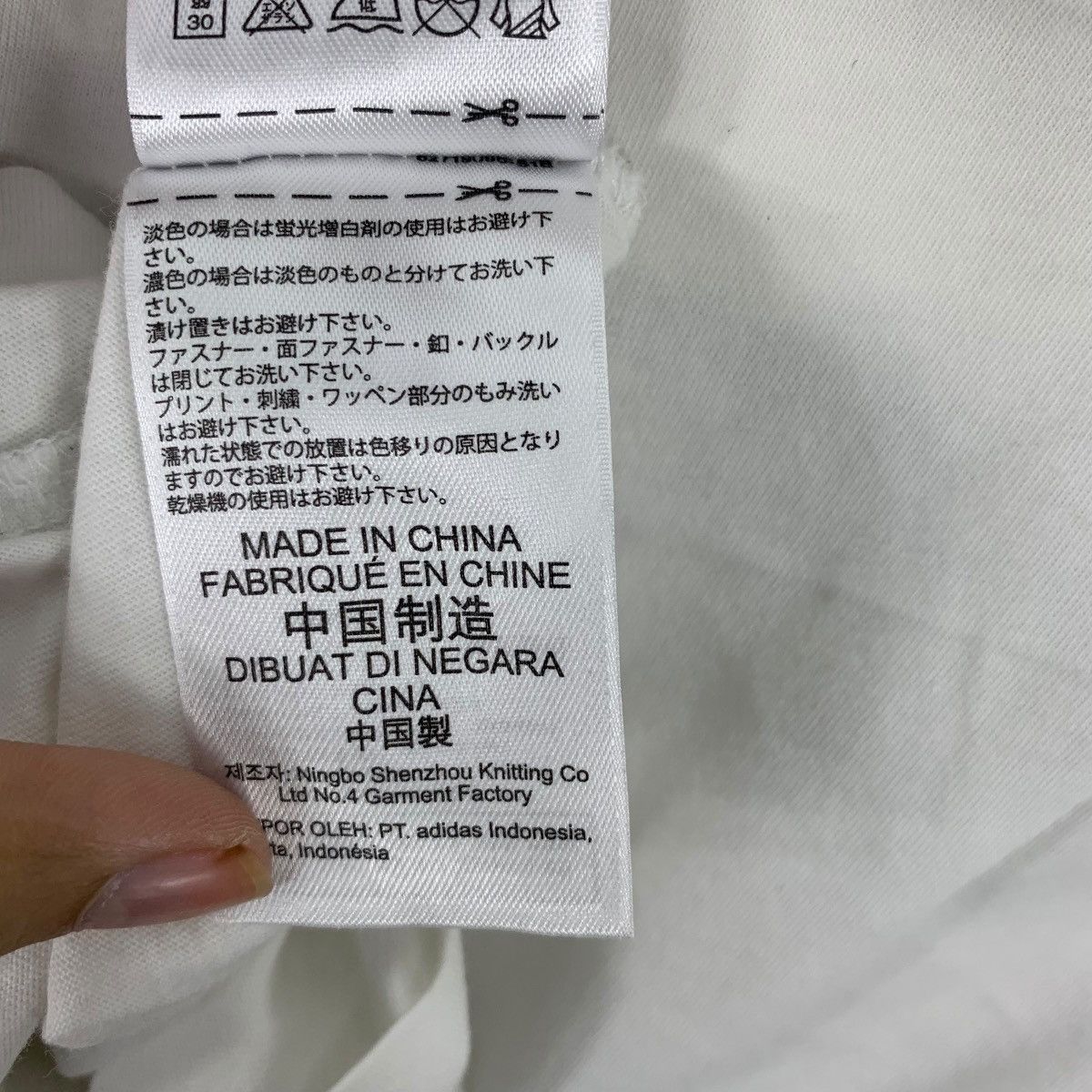 Adidas ADIDAS ORIGINALS 3 STRIPES Box Logo Cropped Top Tee Shirt Size S / US 4 / IT 40 - 12 Thumbnail
