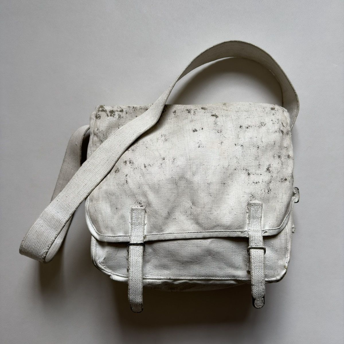 Maison Margiela ⓪ ① ⓪ Artisanal White Painted Army Satchel Size ONE SIZE - 3 Thumbnail