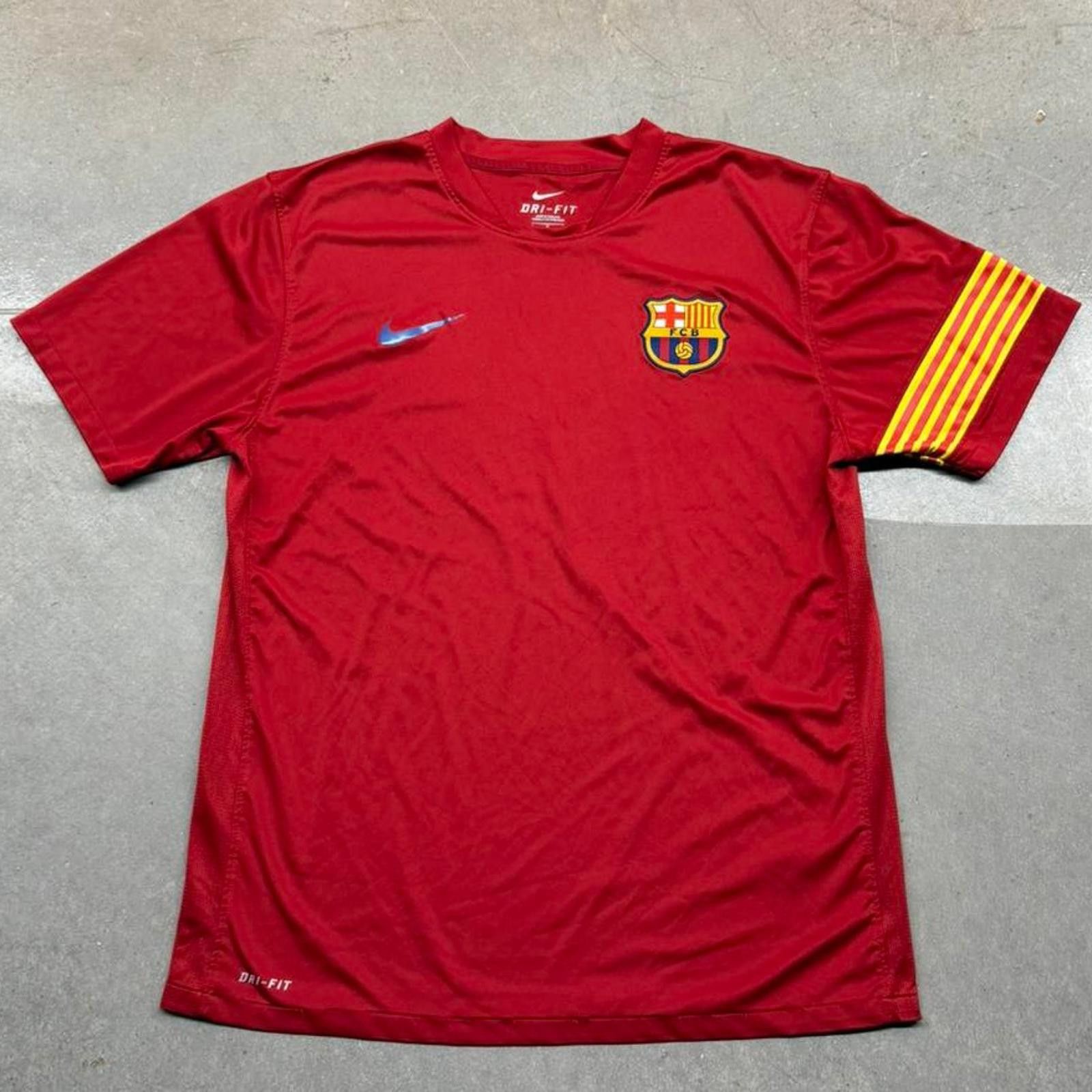 Nike 2010-11 Nike DRIFIT FC Barcelona Training Jersey Shirt Large Size US L / EU 52-54 / 3 - 1 Thumbnail