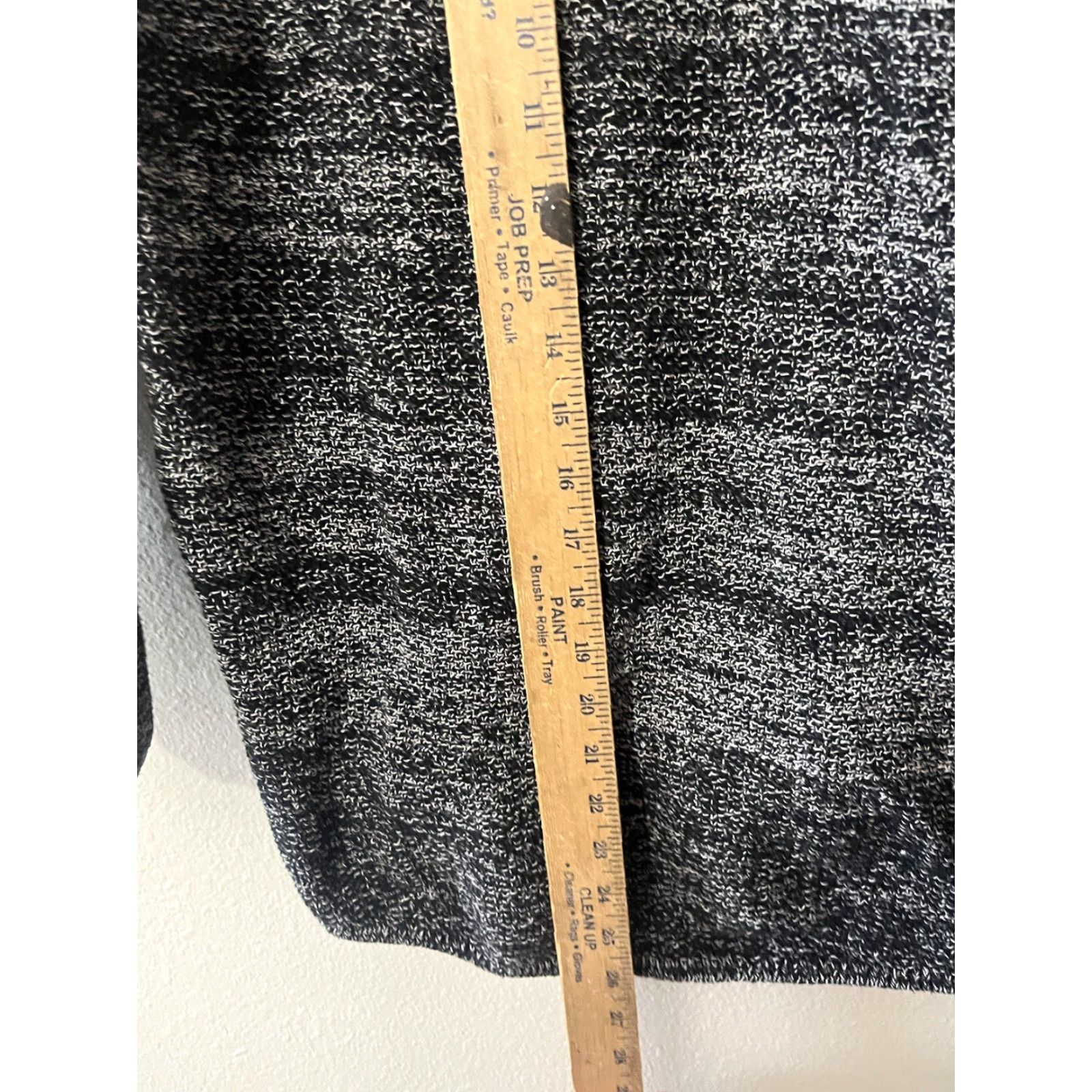 H&M H&M Conscious Sweater XS Pullover Black White Knit V-Neck Long Sleeve Regular Women, Colorful, Stretch, Knit, Fall, Spring, Winter, 12/0 Size XS / US 0-2 / IT 36-38 - 4 Thumbnail