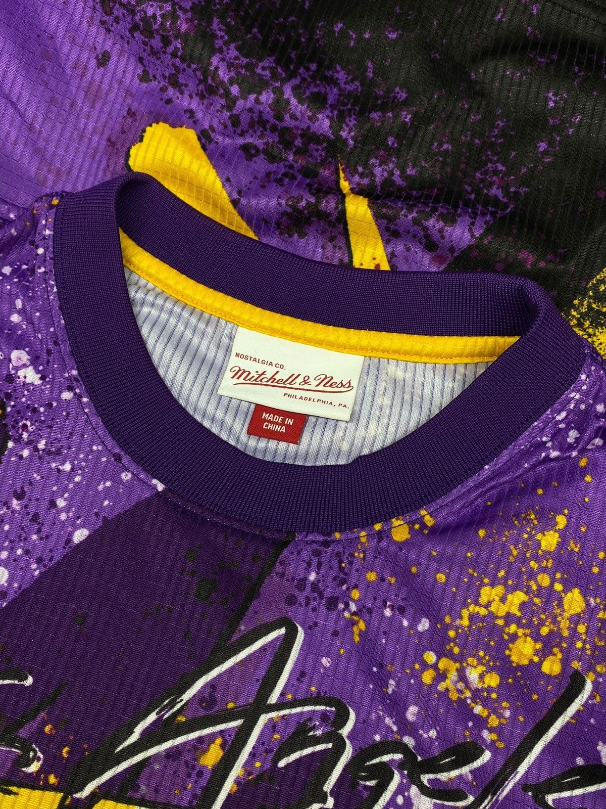 Mitchell & Ness 🔥 Y2K LAKERS MITCHELL & NESS LONGSLEEVE KOBE SHAQ DRIP Size US L / EU 52-54 / 3 - 15 Thumbnail
