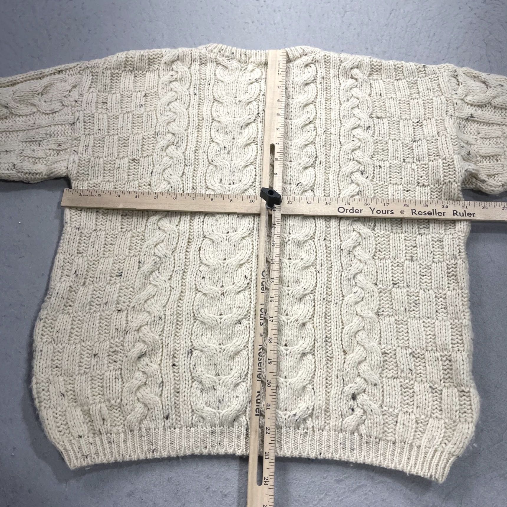 Vintage VINTAGE McKENNAS Wool Fisherman Crewneck Oarsman Irish Sweater Womens Large Crew Neck Cable-Knit Wool Pullover 80s 90s Winter Casual Womens Size L / US 10 / IT 46 - 7 Thumbnail
