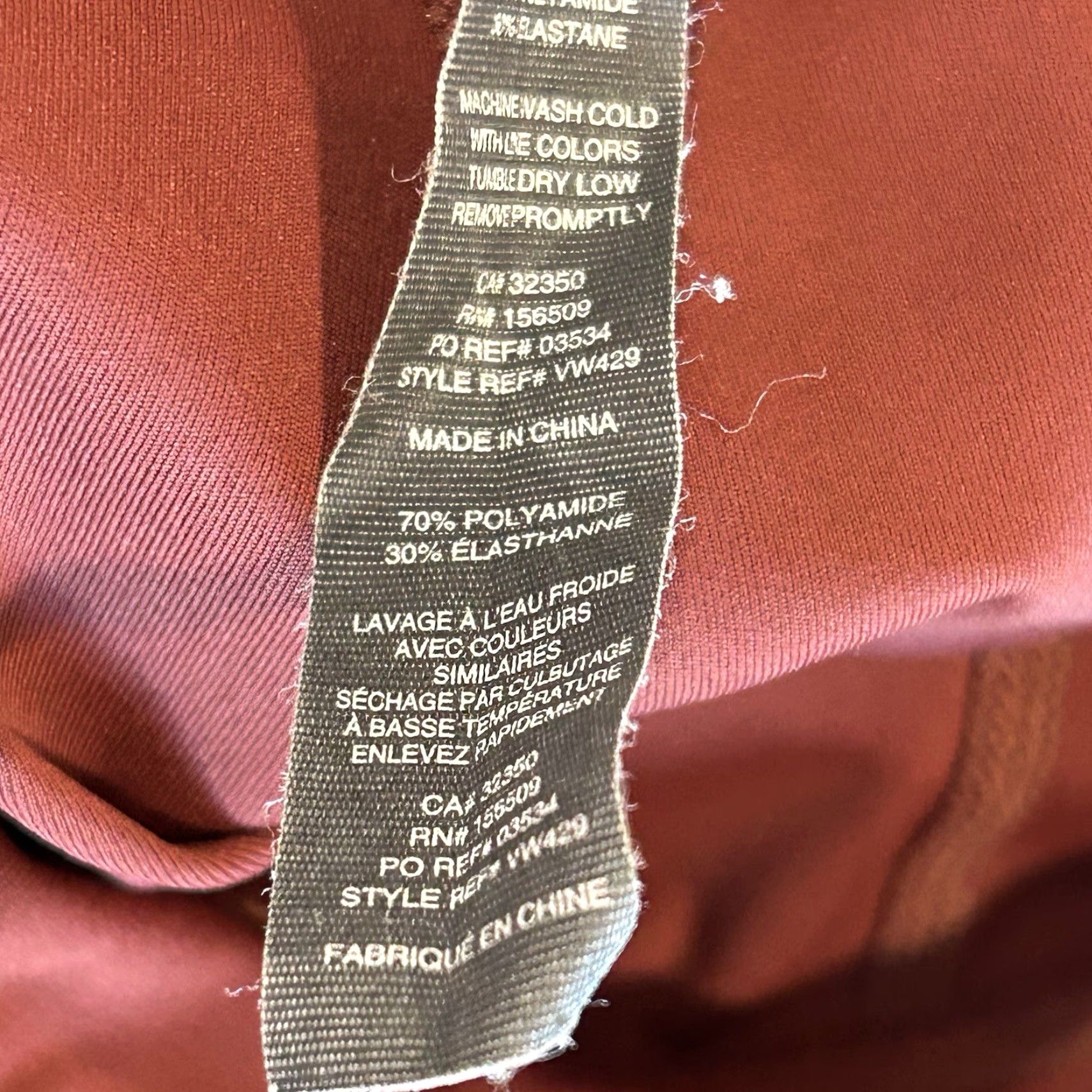 Vuori Vuori Stride Legging Women's Small Leggings Regular Maroon Solid Logo 26 Inseam Athletic Womens XS-? Size 28" / US 6 / IT 42 - 6 Thumbnail