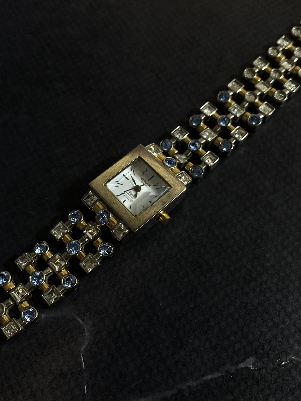 Japanese Brand × Vintage Elegant Quartz Crystal Watch Japanese Brand Size ONE SIZE - 2 Thumbnail