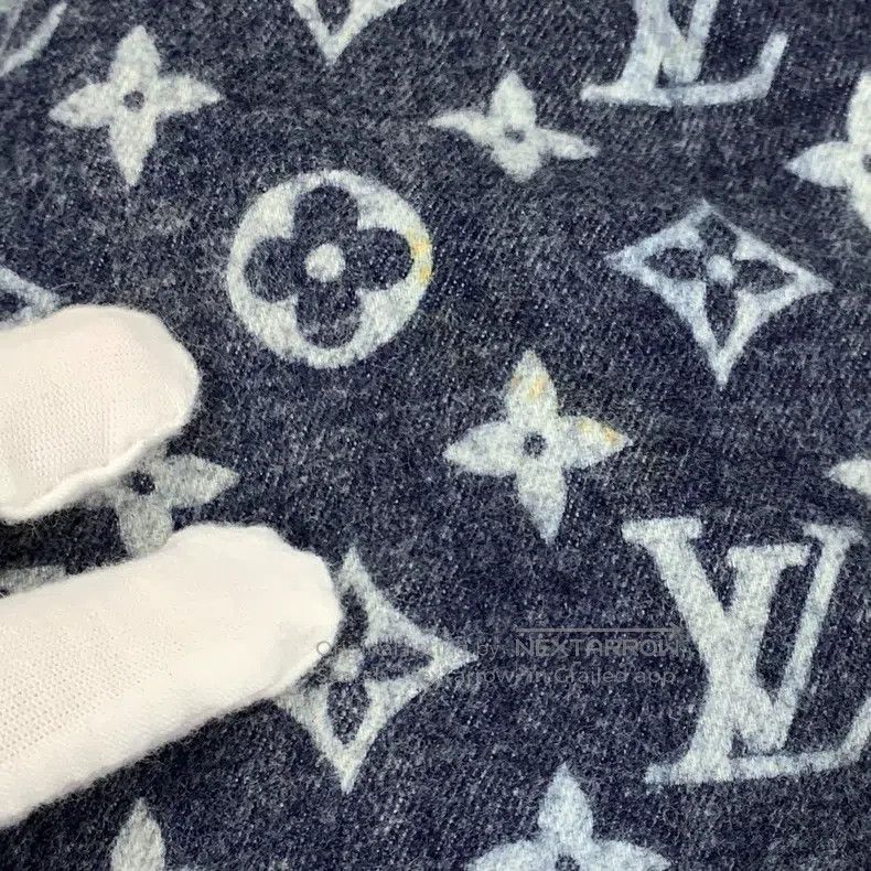 Louis Vuitton Louis Vuitton Dark blue checkerboard logo presbyopic patch Size US XL / EU 56 / 4 - 9 Thumbnail