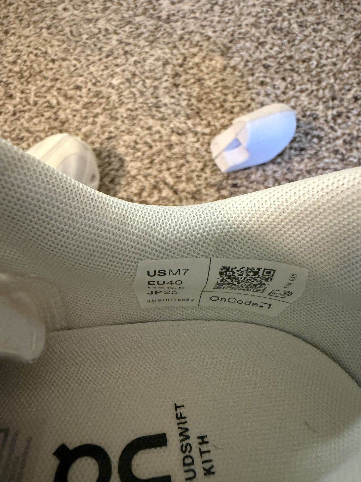 Kith × On ON K-TECH 1 KITH TOFU Size US 7 / EU 40 - 10 Thumbnail