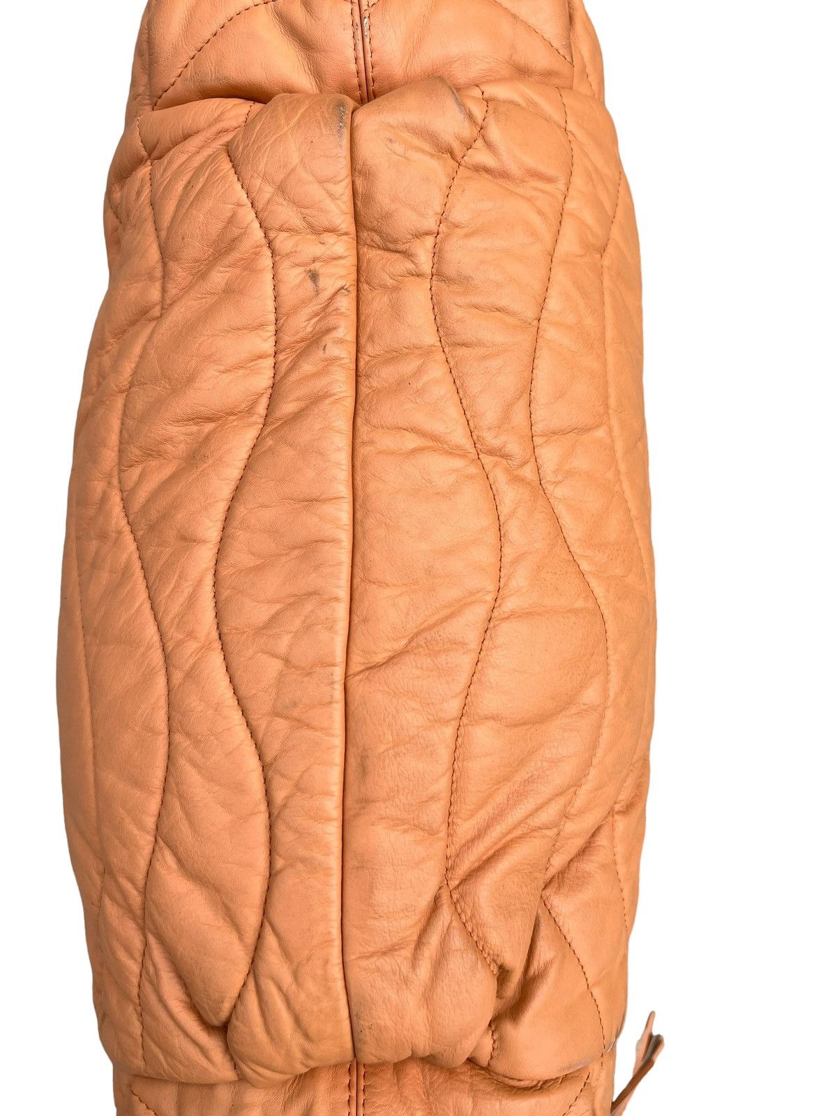 Japanese Brand × Leather Hyde Sacha Knight Quilt Puffer Large Leather Bag Size ONE SIZE - 14 Thumbnail