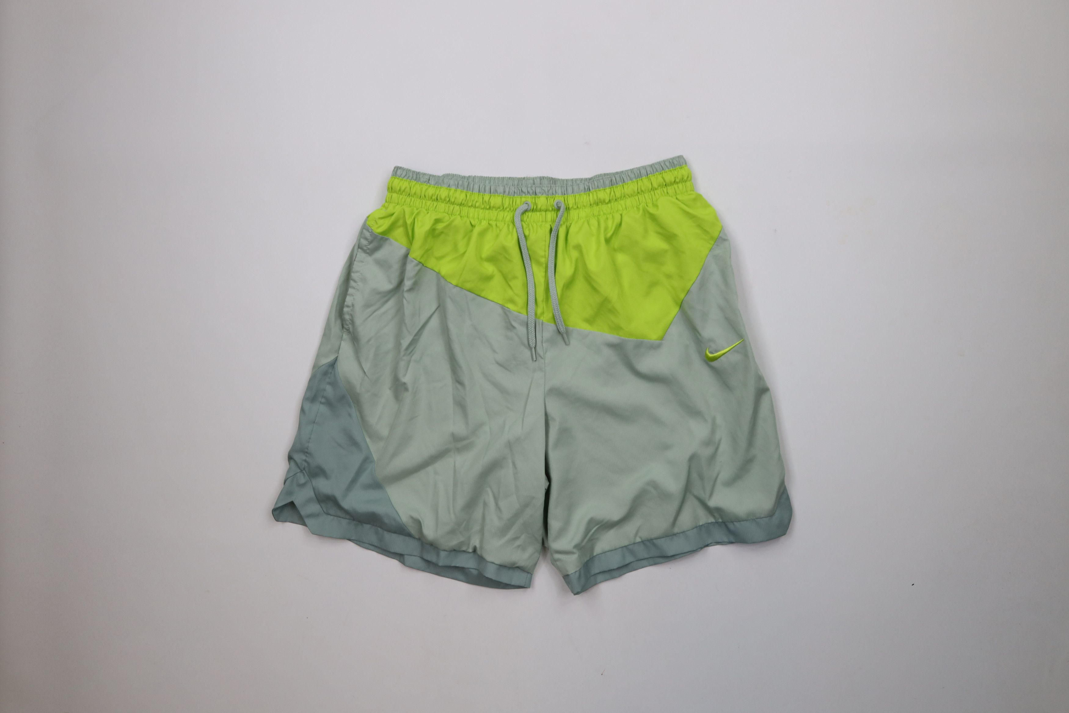Nike × Vintage Nike Block Lined DNA Woven Basketball Gym Shorts Light Green Size US 34 / EU 50 - 1 Thumbnail