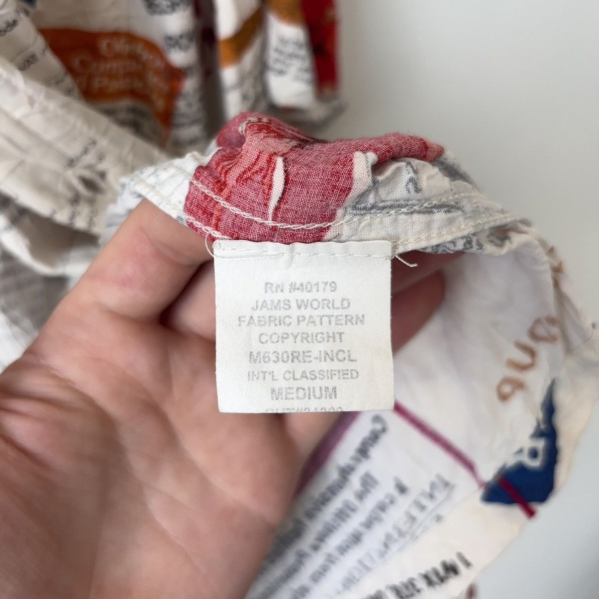 Jams World Vintage International Classified Newspaper Hawaiian Shirt Size US M / EU 48-50 / 2 - 11 Thumbnail