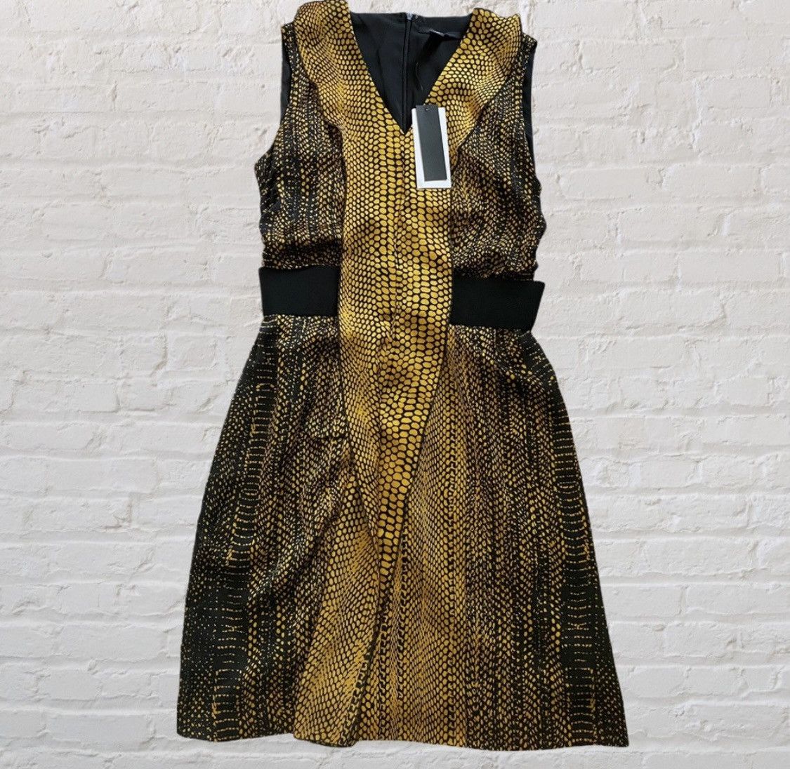 Kenneth Cole KENNETH COLE BLACK GOLD SNAKE PRINT FRONT BELTED DRESS Size M / US 6-8 / IT 42-44 - 8 Thumbnail