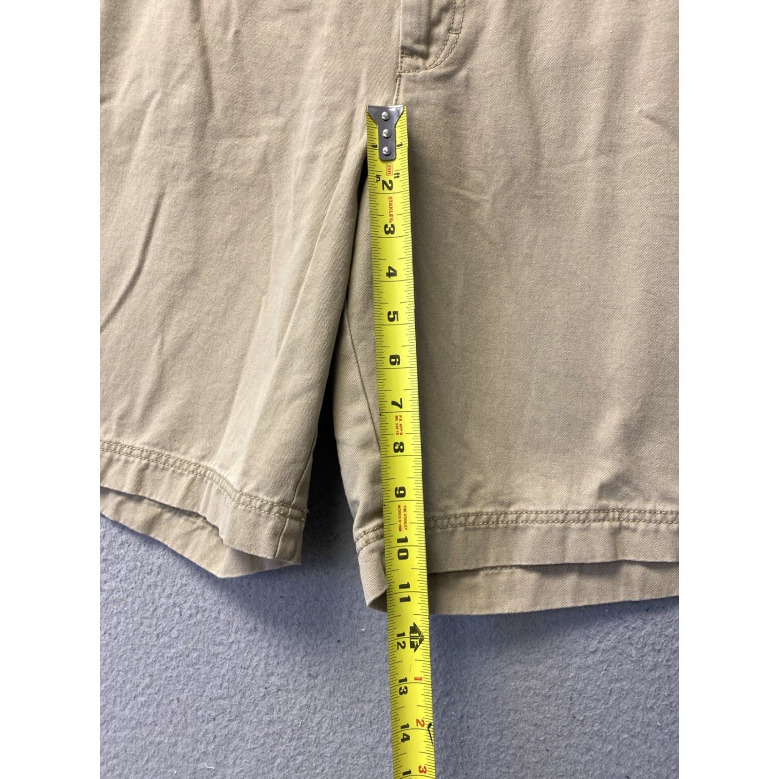 Izod IZOD Chino Shorts 38 Tan Cotton Flat Front Casual Comfort Men's 9.5" Inseam Size US 38 / EU 54 - 5 Thumbnail