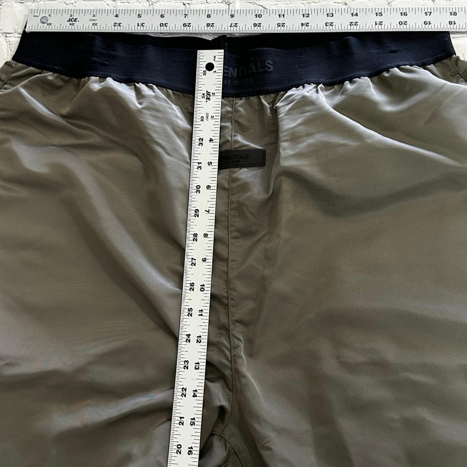 Fear of God The Essentials Pants Essentials Fear Of God Pants Size US 44 / EU 60 - 7 Thumbnail