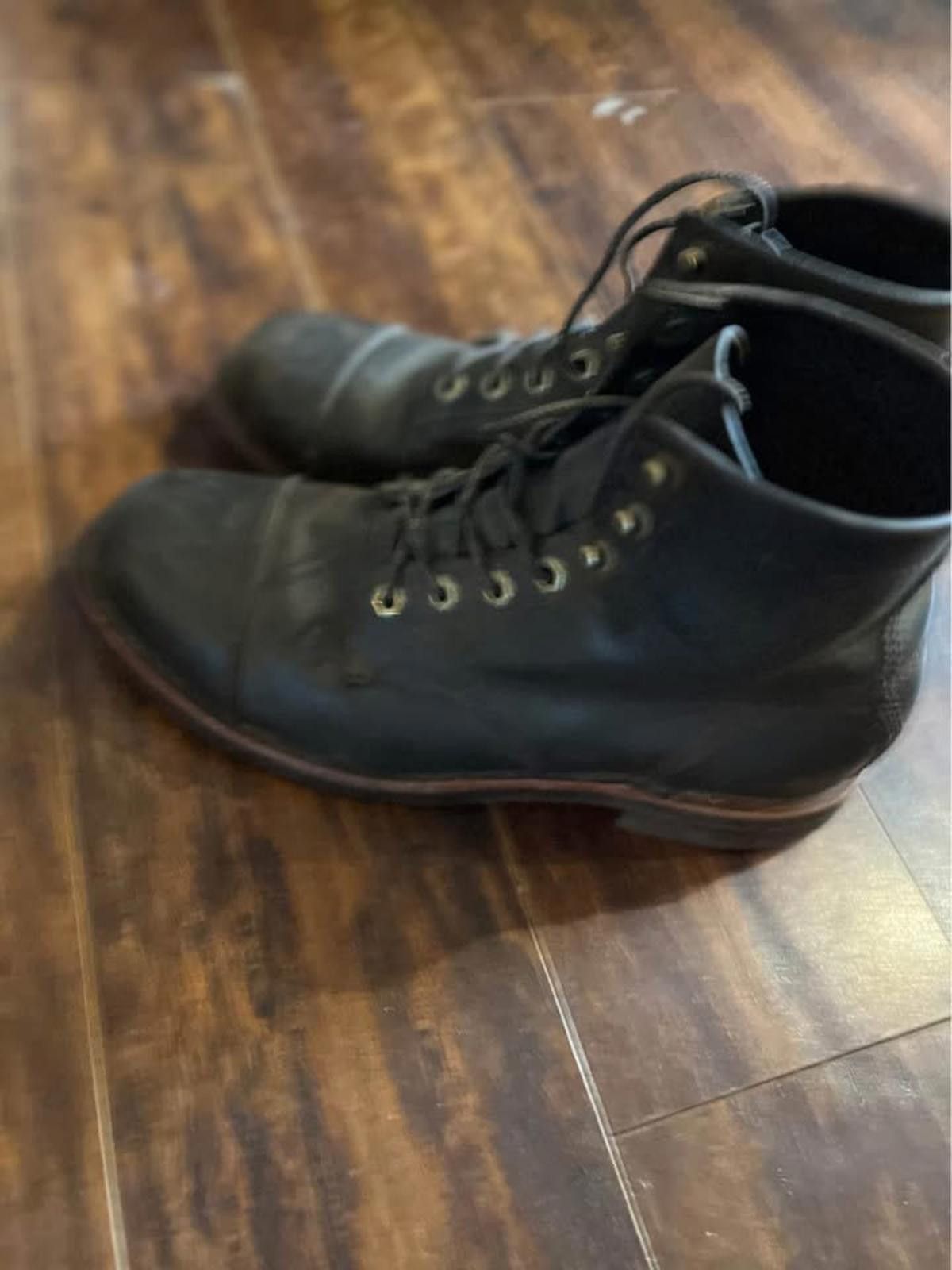 L.L. Bean LL Bean Bucksport Boots with Toe Cap- like new - men 10 10 Size US 10 / EU 43 - 3 Thumbnail
