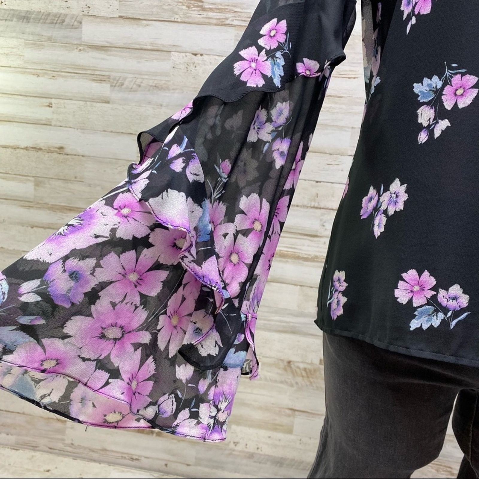 Nanette Lepore Nanette Lepore Silk Zen Floral Blouse Size S Purple Black Size S / US 4 / IT 40 - 5 Thumbnail
