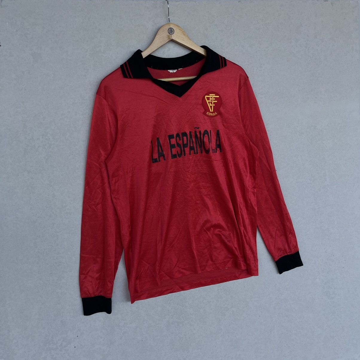 Other Vintage Spain Red Long Sleeve Football Shirt Size L Size US L / EU 52-54 / 3 - 3 Thumbnail