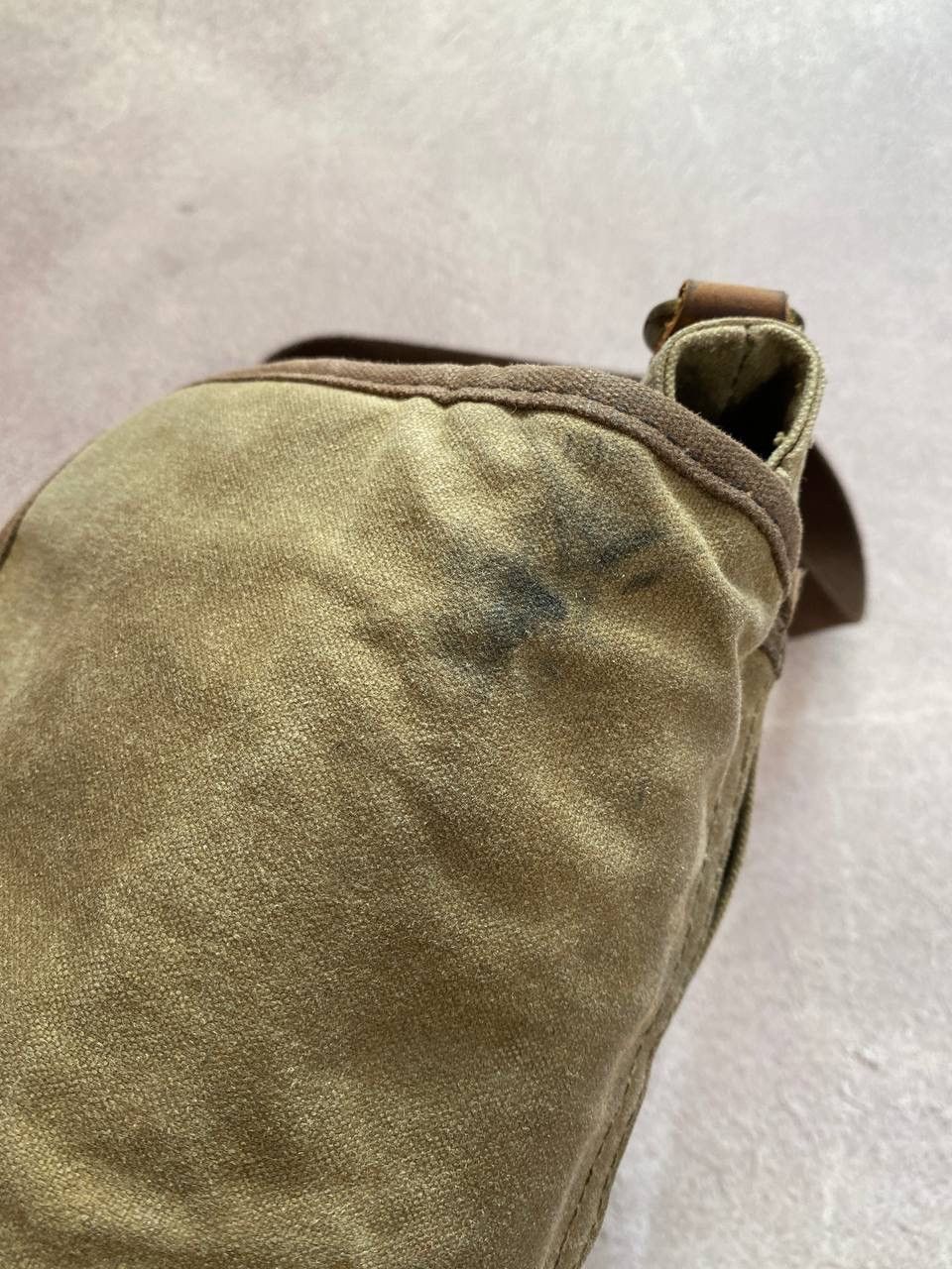 KMRii Diesel style faded vintage distressed sling bag Size ONE SIZE - 10 Thumbnail