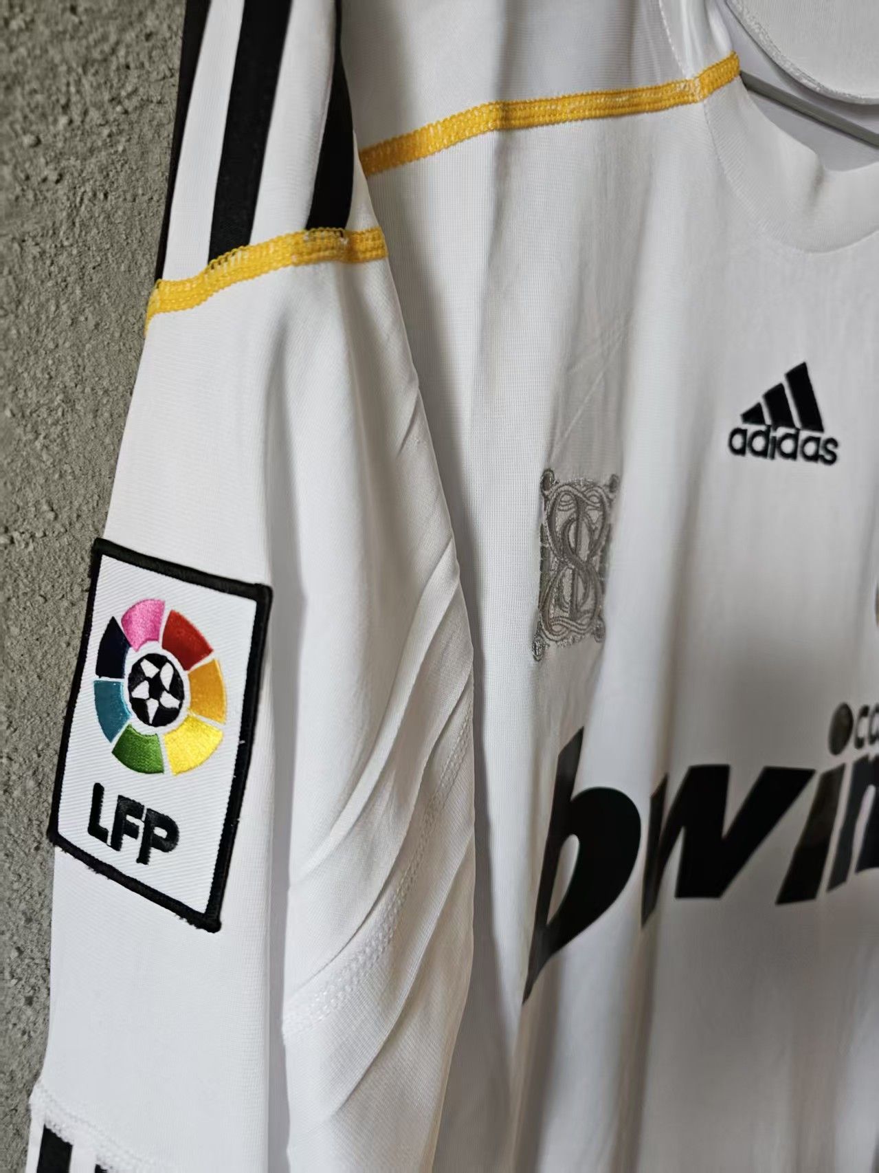 Other 2009 2010 Real Madrid #8 Kaka Jersey Longsleeve Size US L / EU 52-54 / 3 - 5 Thumbnail