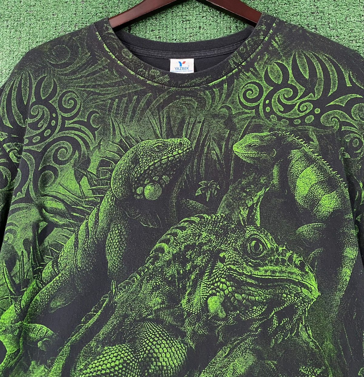 Vintage 90’s Iguana All Over Print Mexico Reptile T-shirt Mens XL Size US XL / EU 56 / 4 - 2 Thumbnail