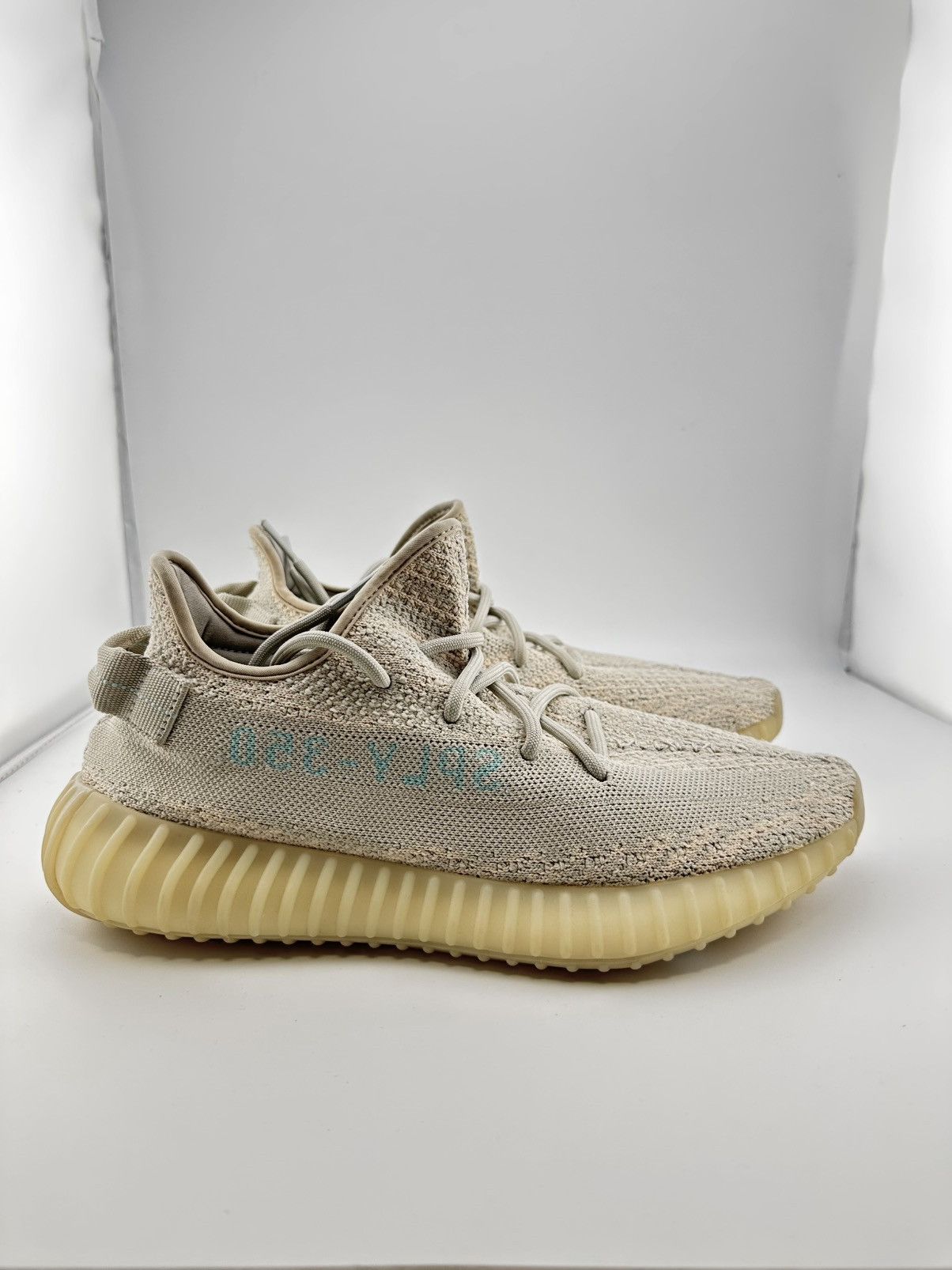 Adidas × Yeezy UNRELEASED SAMPLE YEEZY 350 SIZE 9 - RARE Size US 9 / EU 42 - 1 Thumbnail