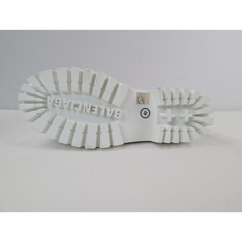 Balenciaga o1rshd1 Strike L20 Boots in Optic White Size US 7 / EU 40 - 12 Thumbnail