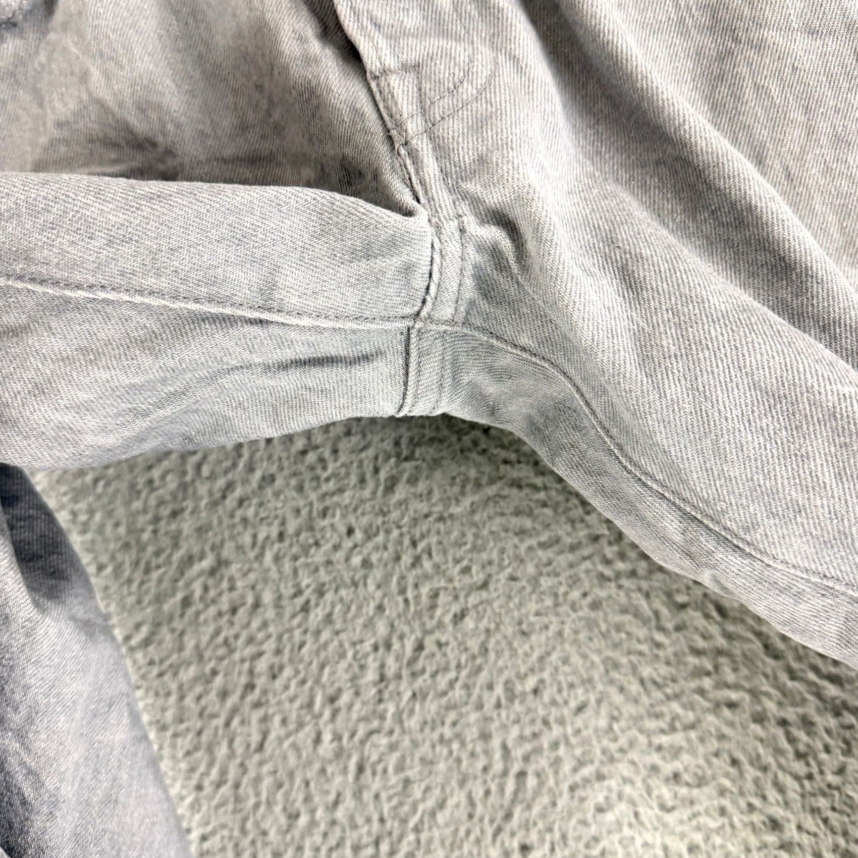 Levi's Levi's 501 Jeans Mens 33x30 Gray Straight Leg Button Fly Denim Original Fit Size US 33 - 5 Thumbnail