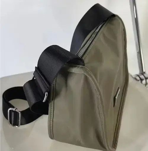 Japanese Brand Fashion y2k crossbody shoulder bag messenger bag Size ONE SIZE - 4 Thumbnail