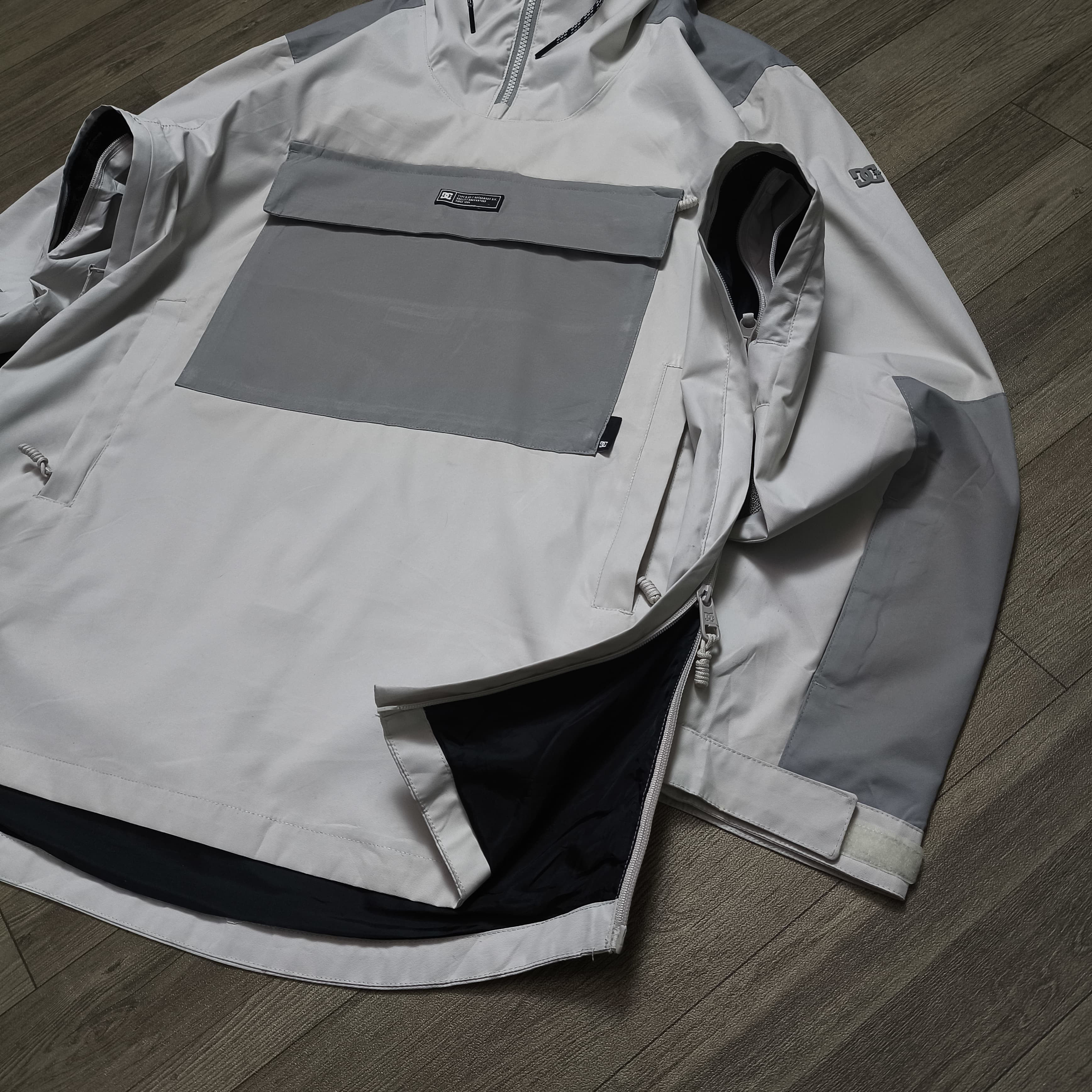 DC DC Shoes Rampart Technical Anorak Snow Jacket Pocketable Size US L / EU 52-54 / 3 - 6 Thumbnail