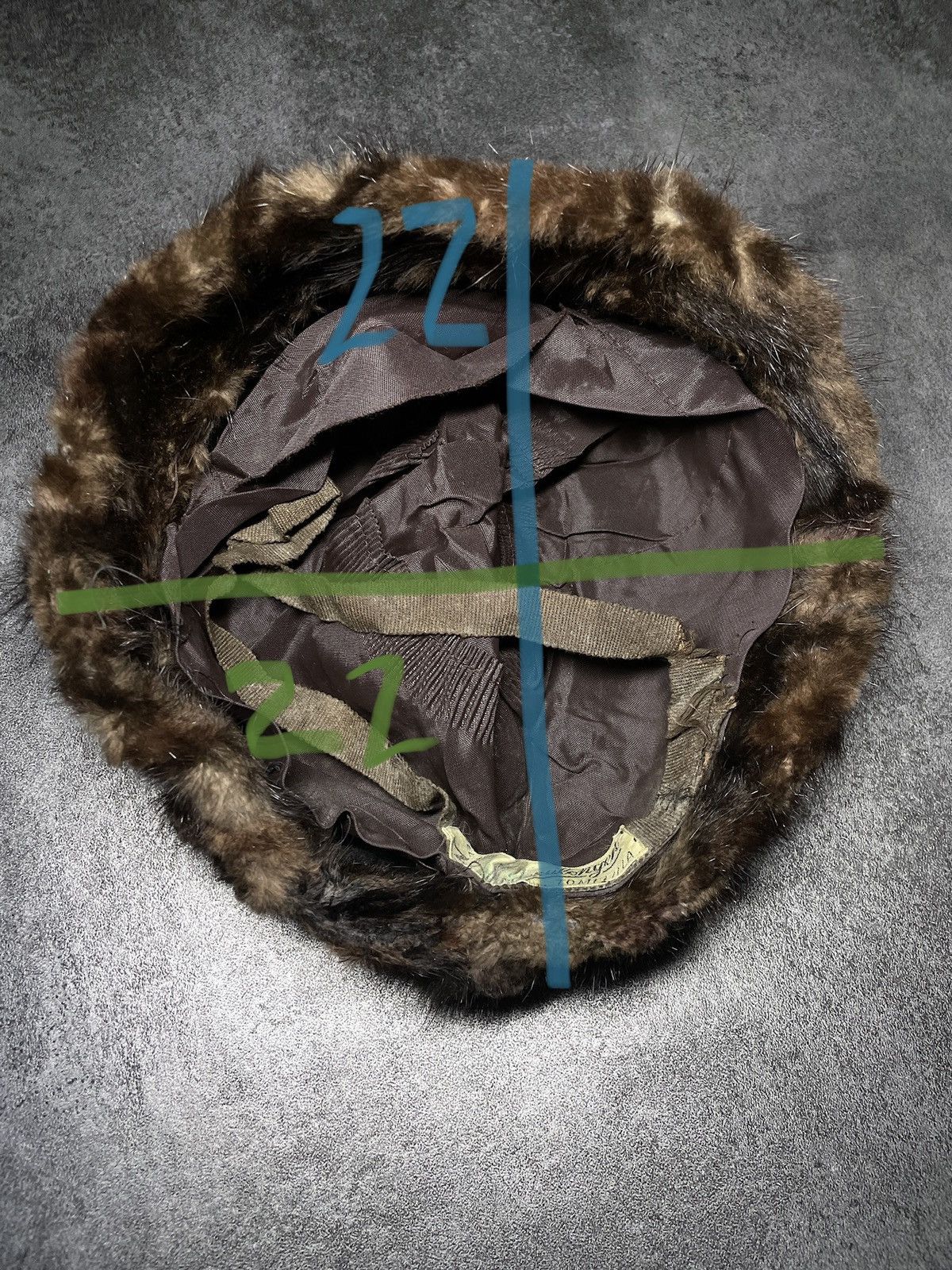 Vintage 🔥RARE🔥Fur Vintage 90s Cap Winter Streetwear Rare Hype Cozy Size ONE SIZE - 9 Thumbnail