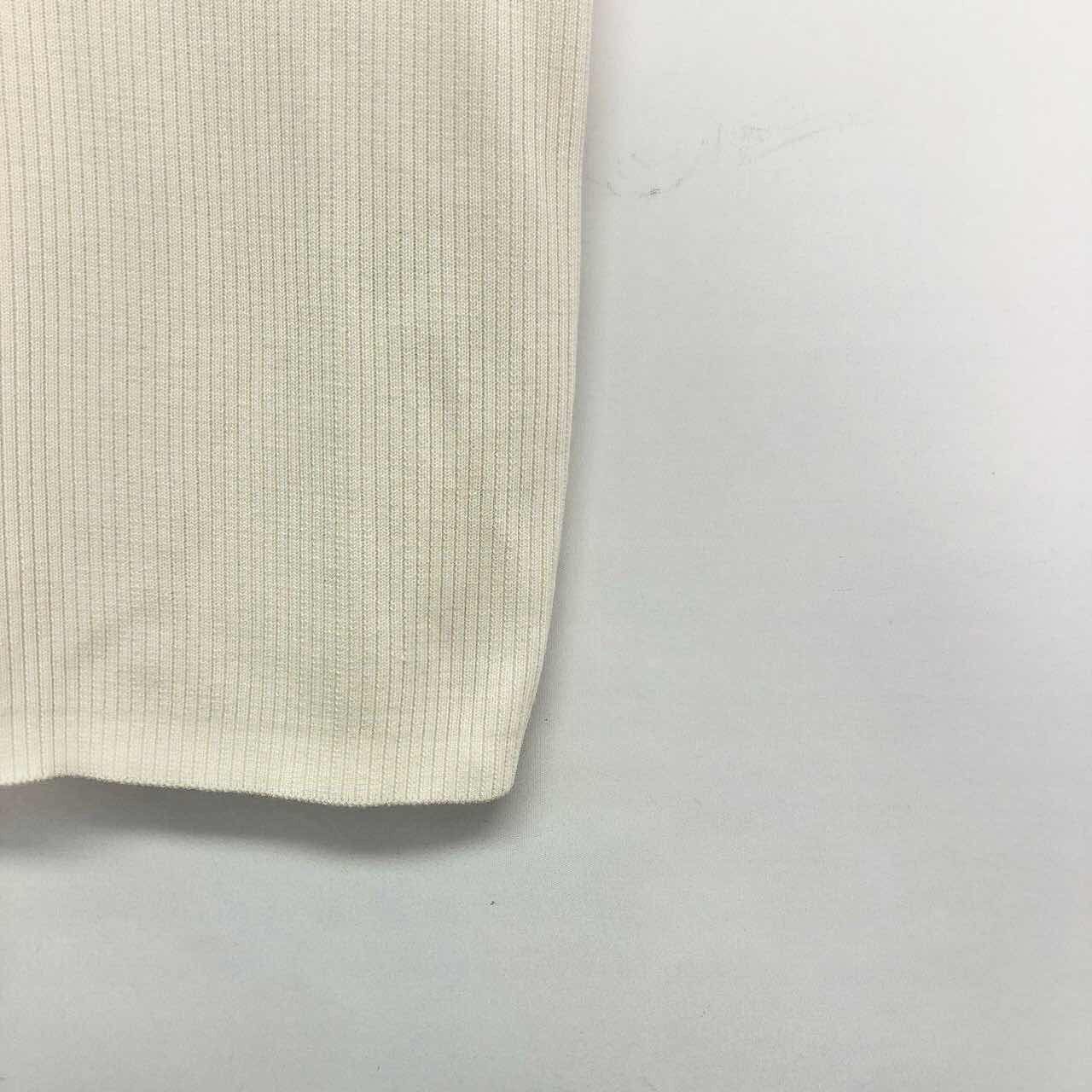 Salvatore Ferragamo Salvatore Ferragamo Knit Short Sleeve Polo Shirt K26WX Size M / US 6-8 / IT 42-44 - 4 Thumbnail