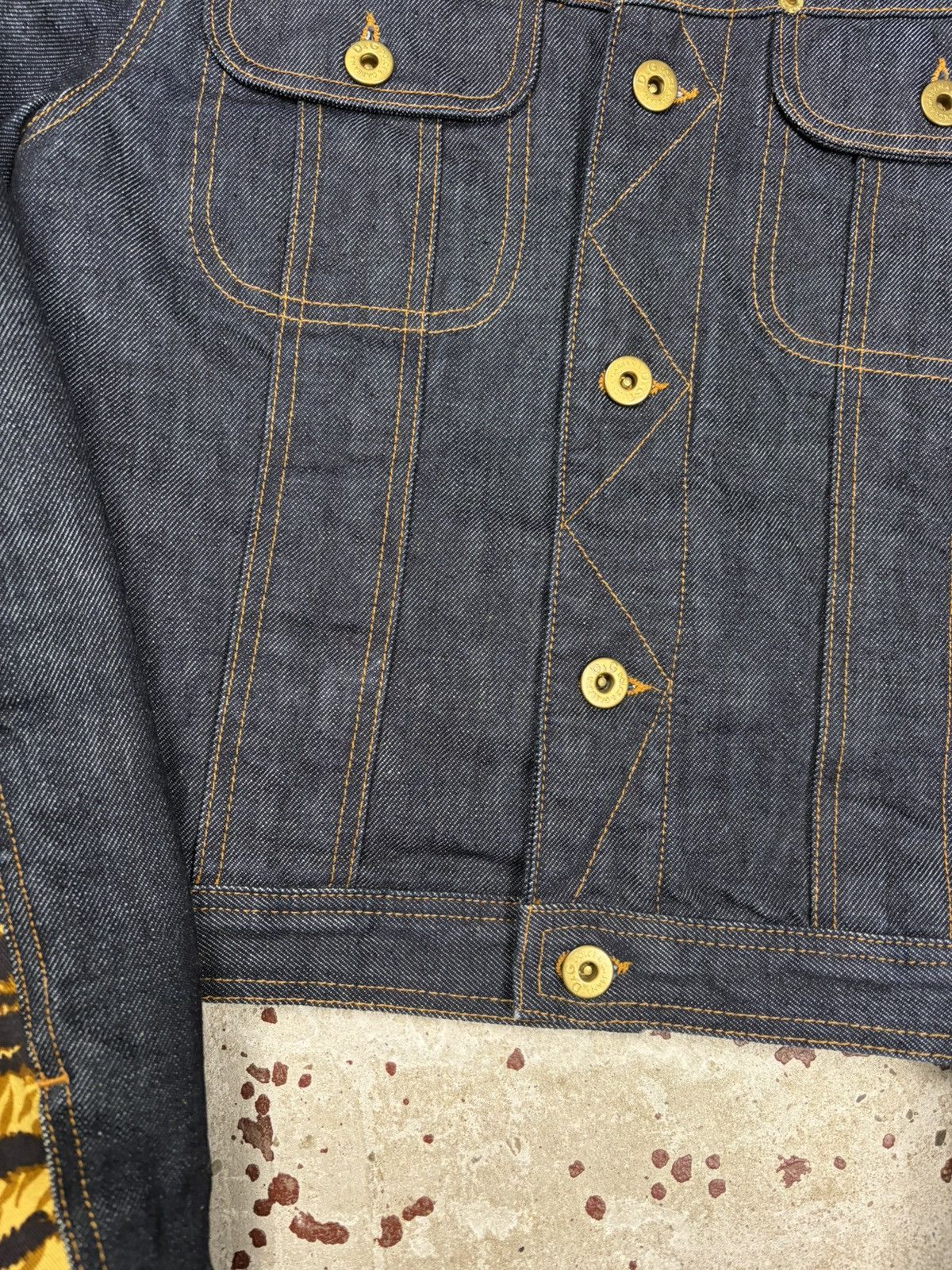 Dolce & Gabbana 2000s Dolce & Gabbana Hybrid Denim & Tiger Print Jacket Size XS / US 0-2 / IT 36-38 - 5 Thumbnail